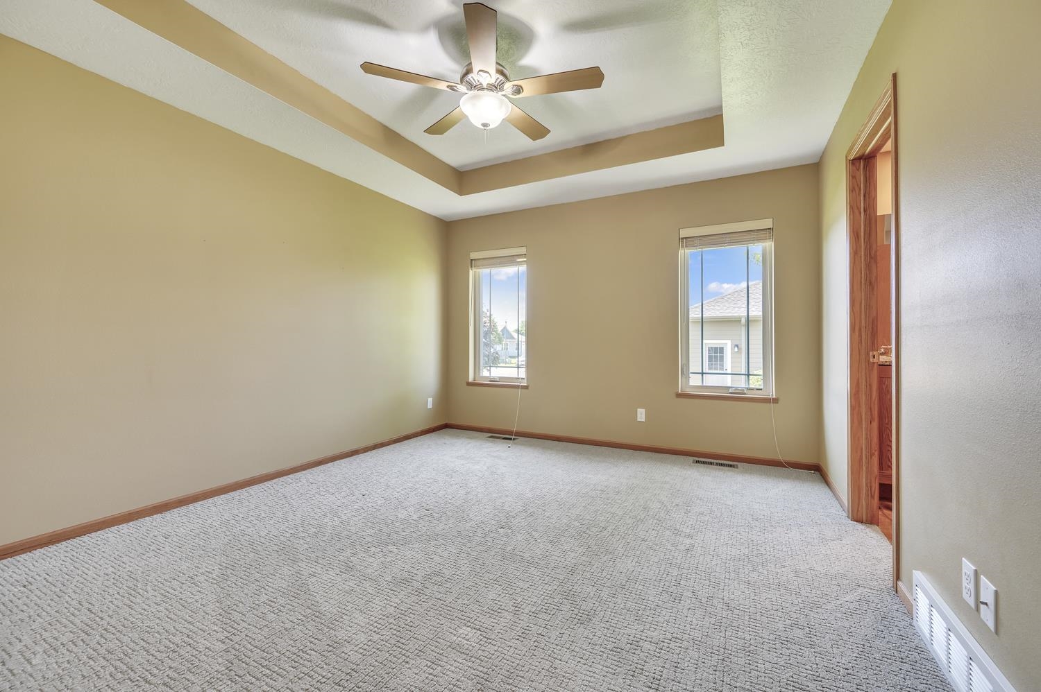 MLS #250694