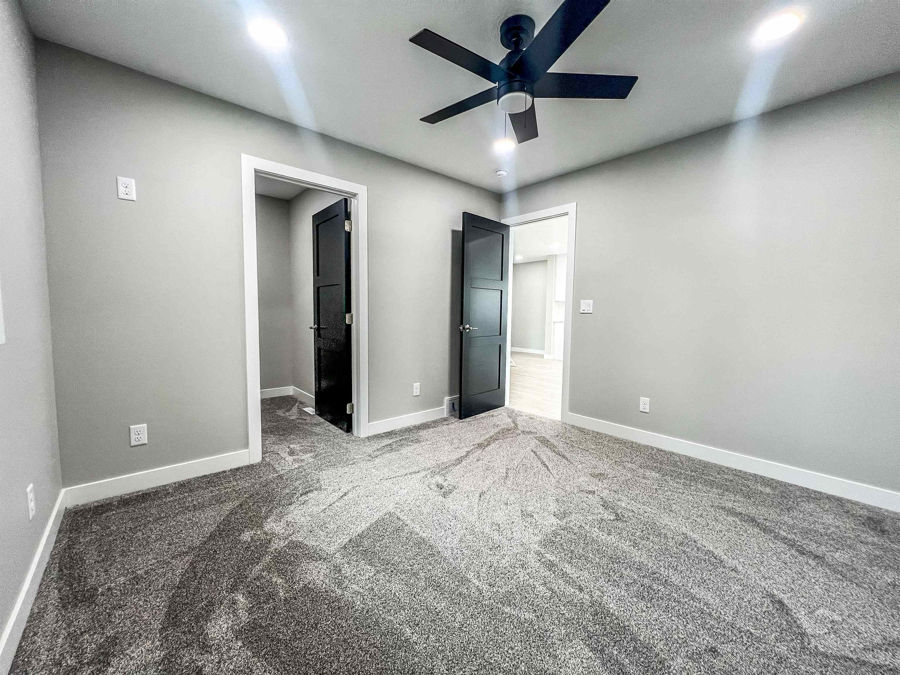 MLS #250695