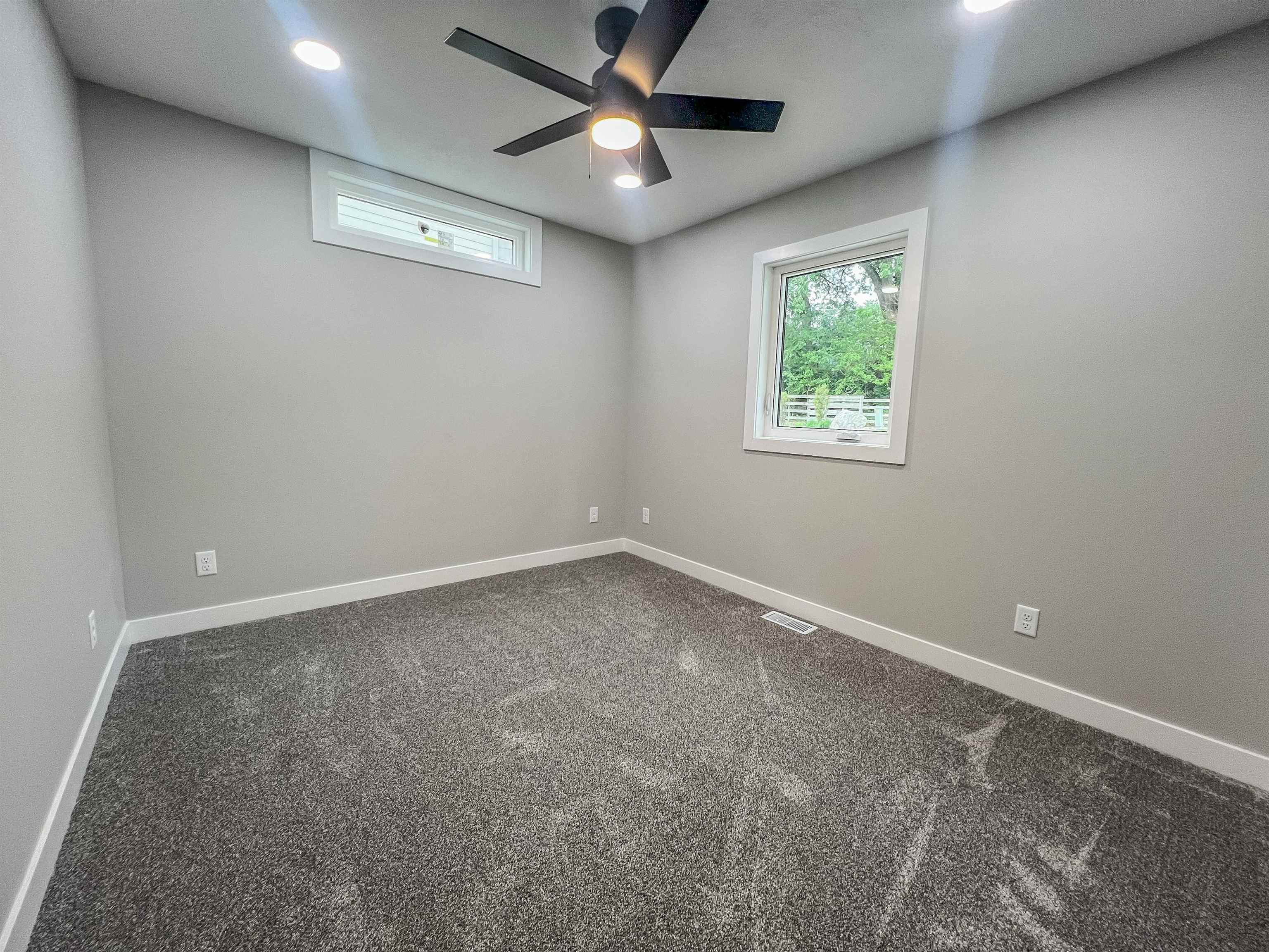 MLS #250695