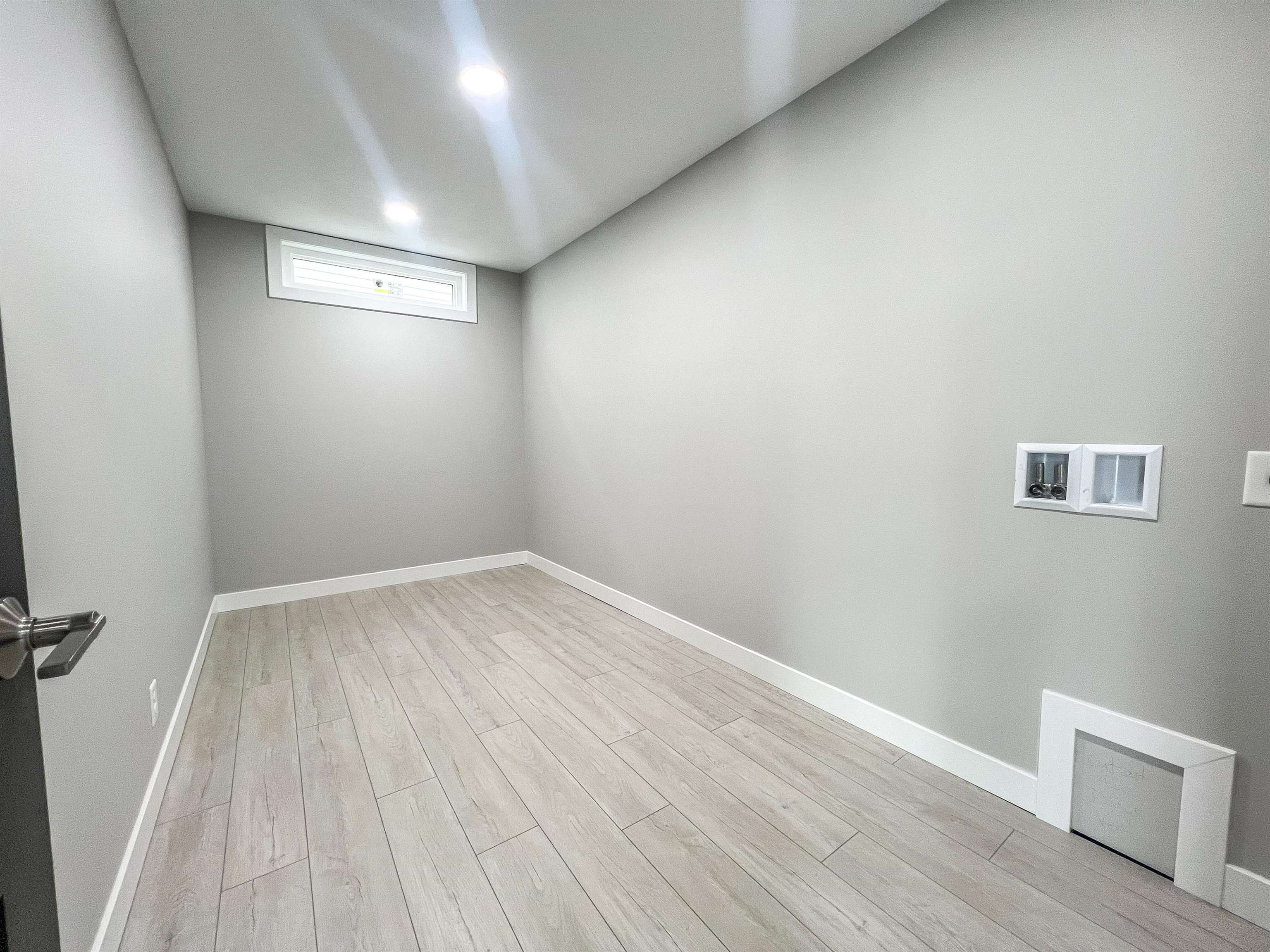 MLS #250695
