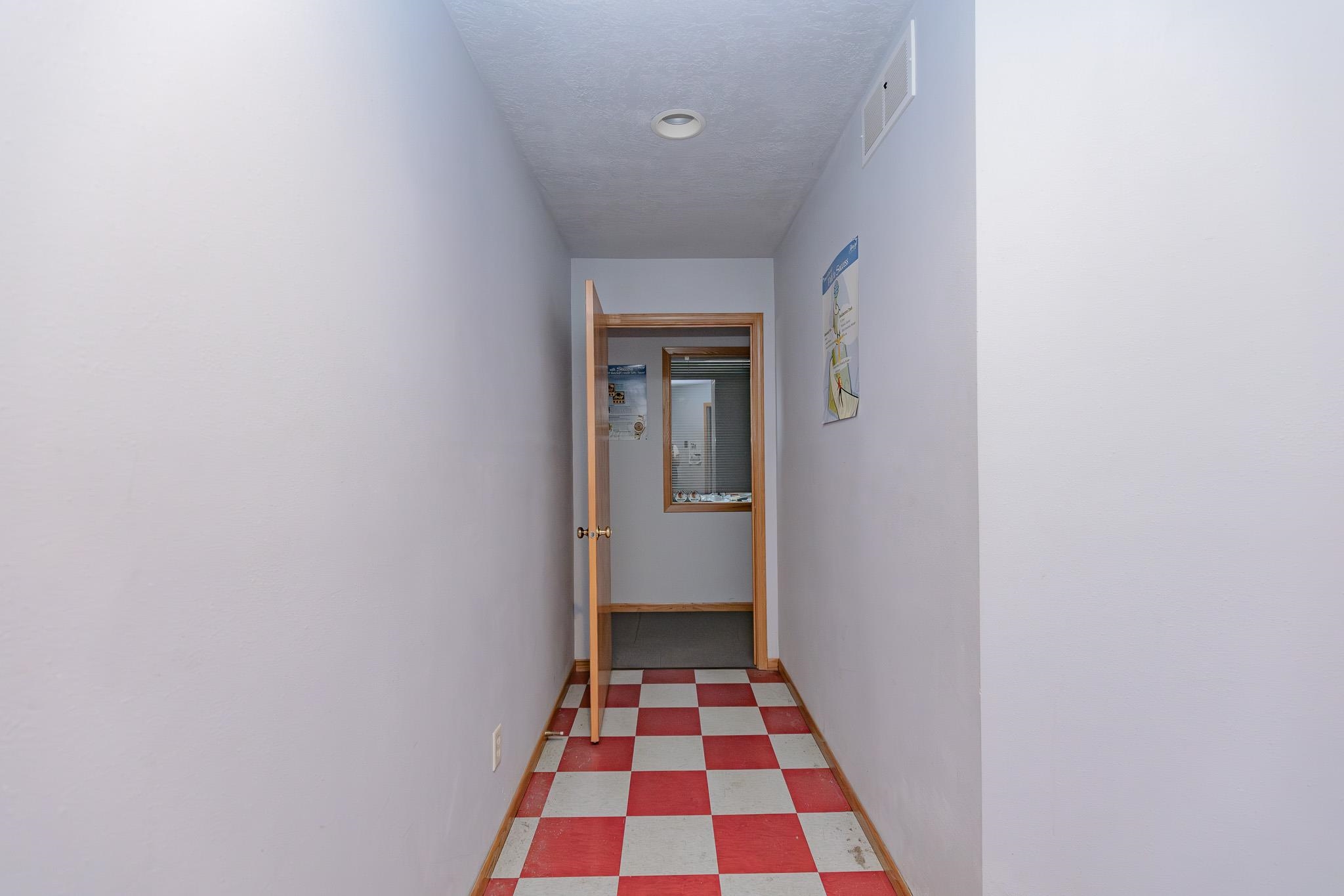 MLS #250698
