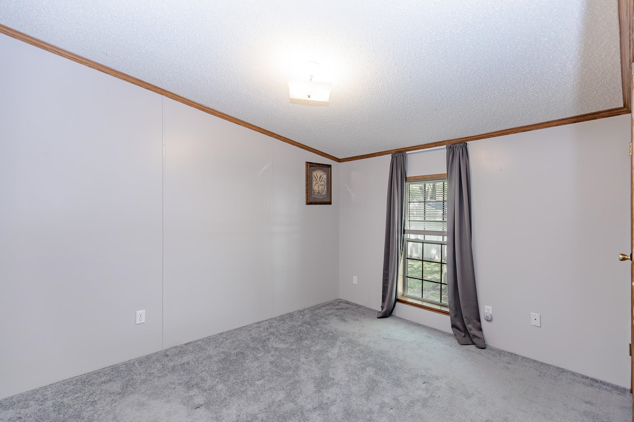 MLS #250701