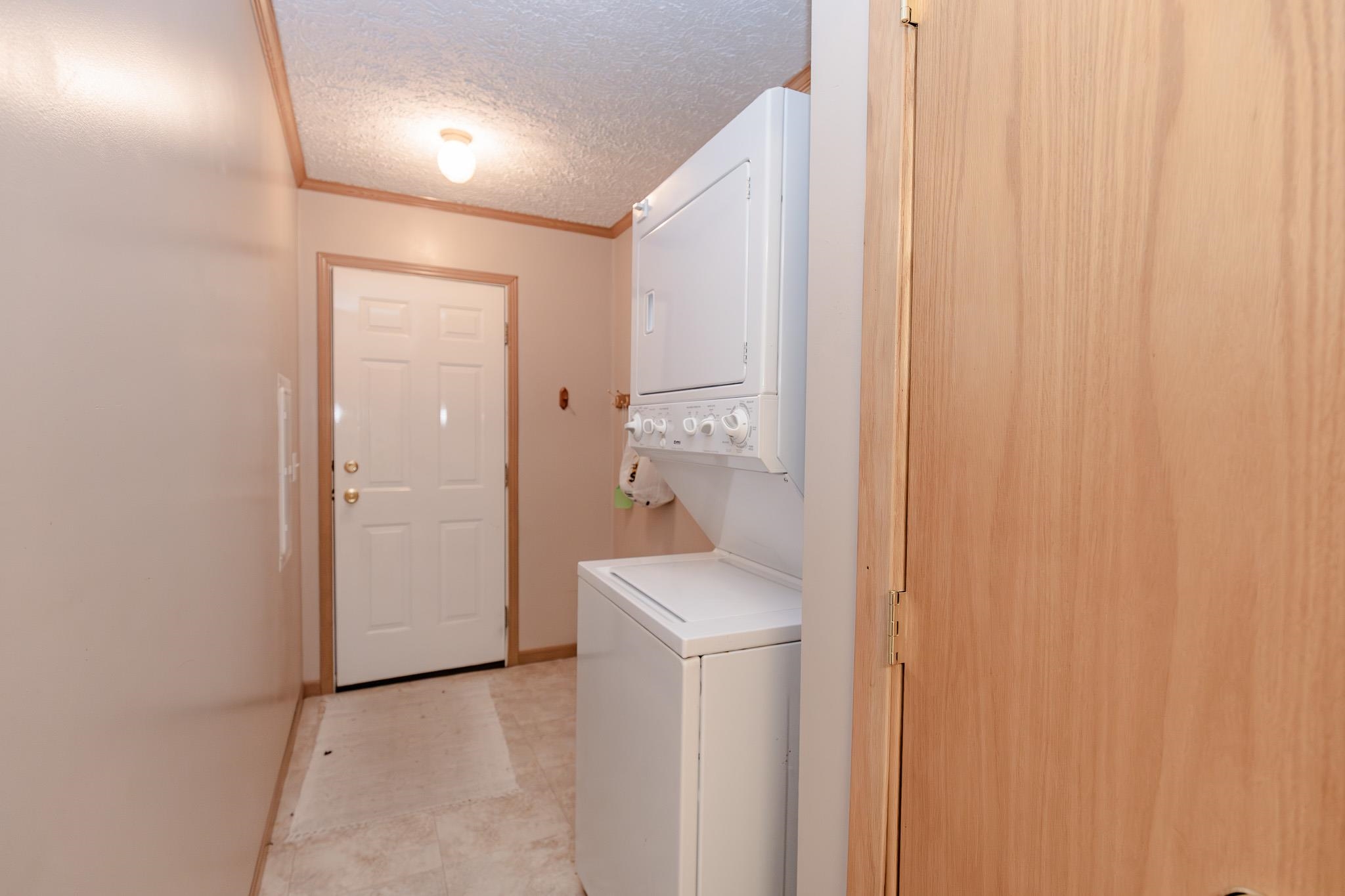 MLS #250702
