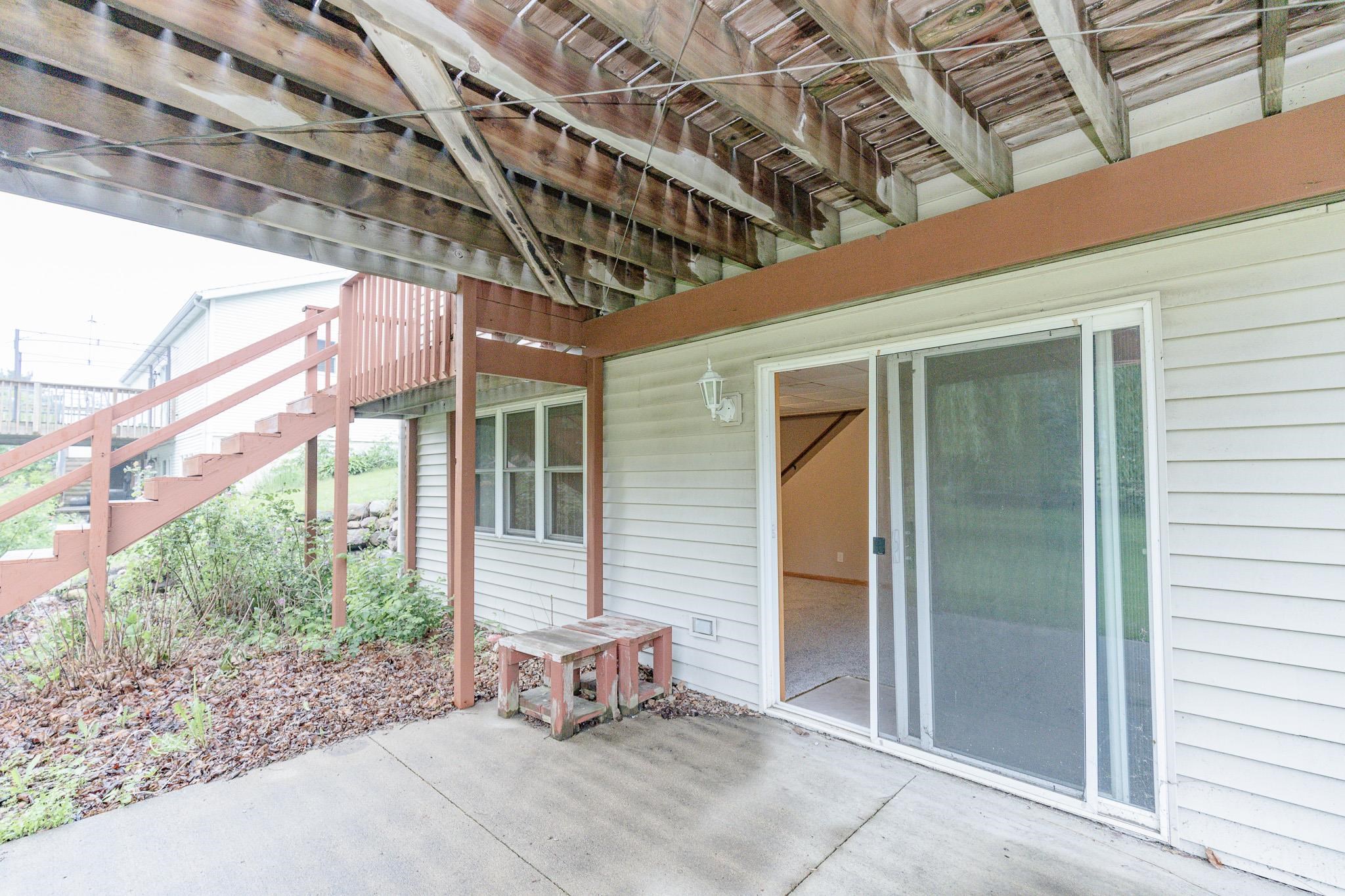 MLS #250702