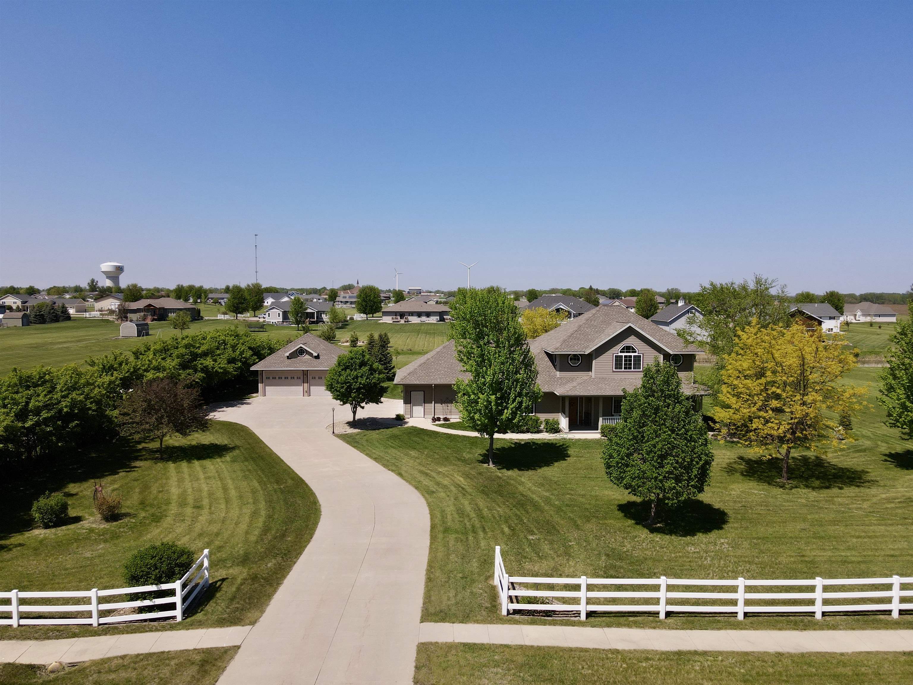612 41st Street, Spirit Lake, IA 51360 