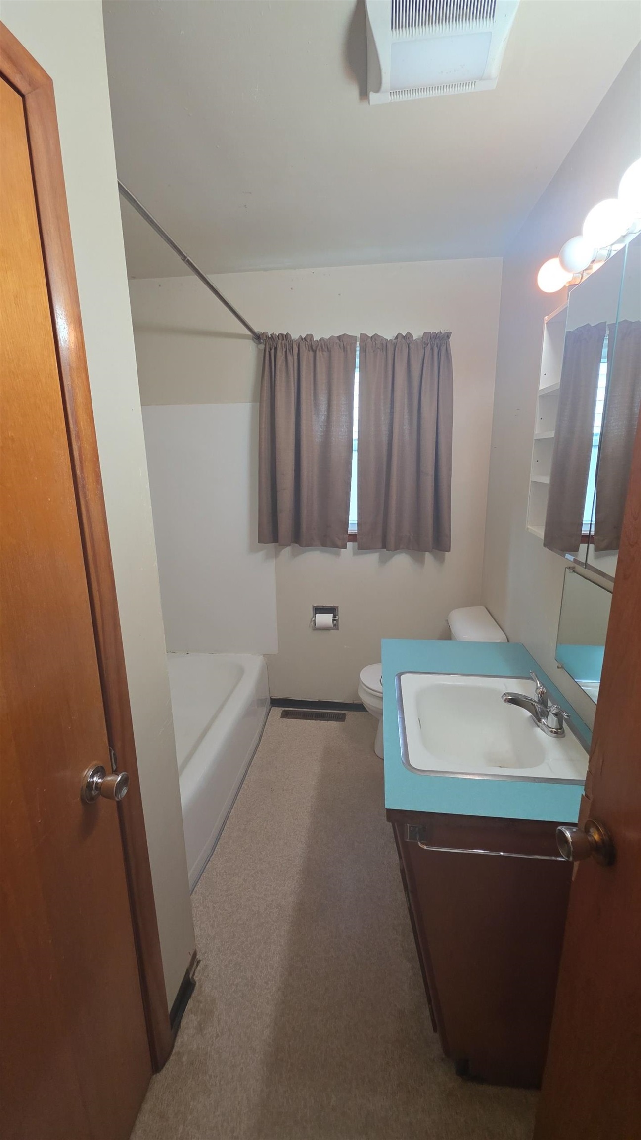 MLS #250712