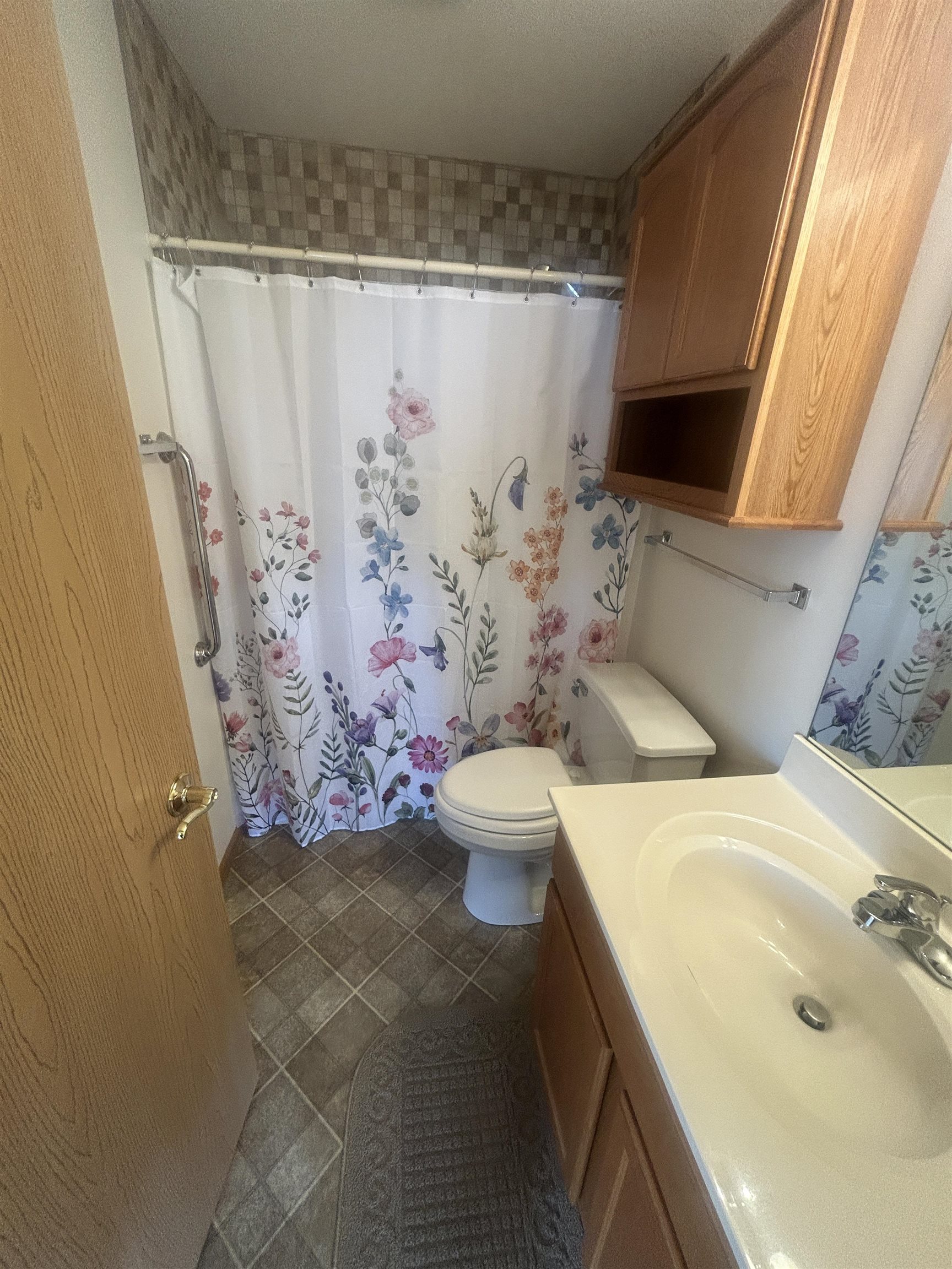 MLS #250714