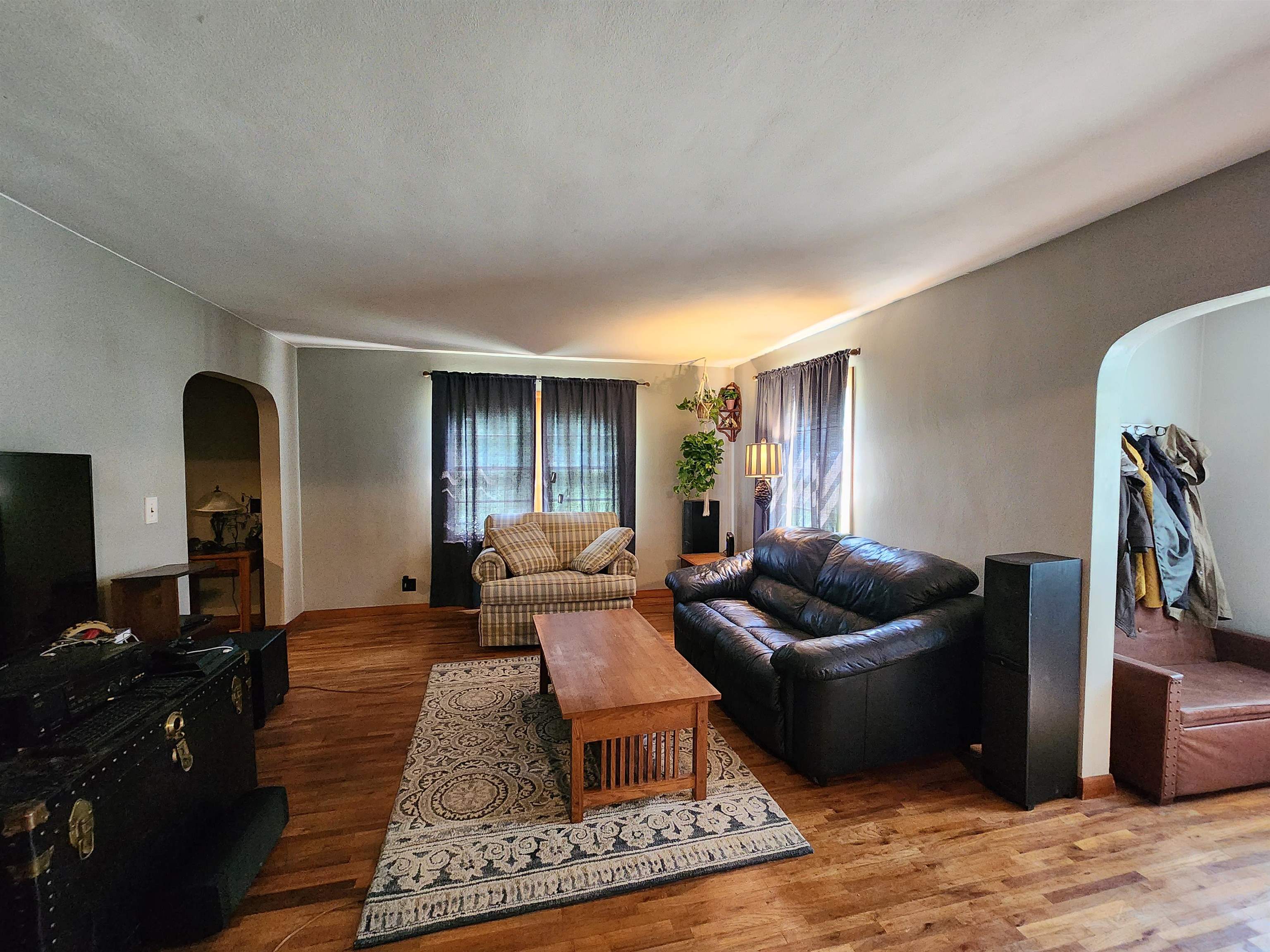 MLS #250720