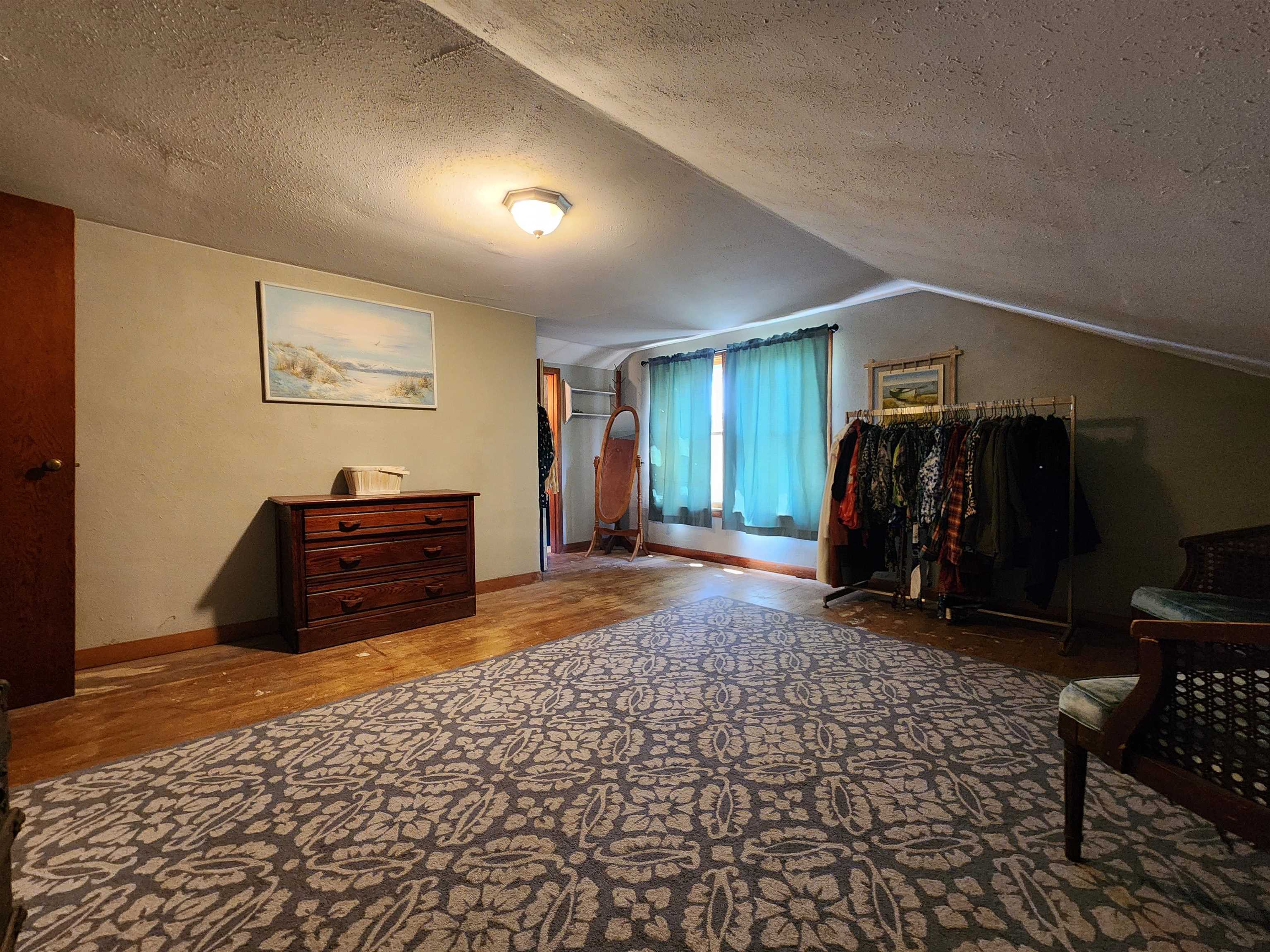 MLS #250720