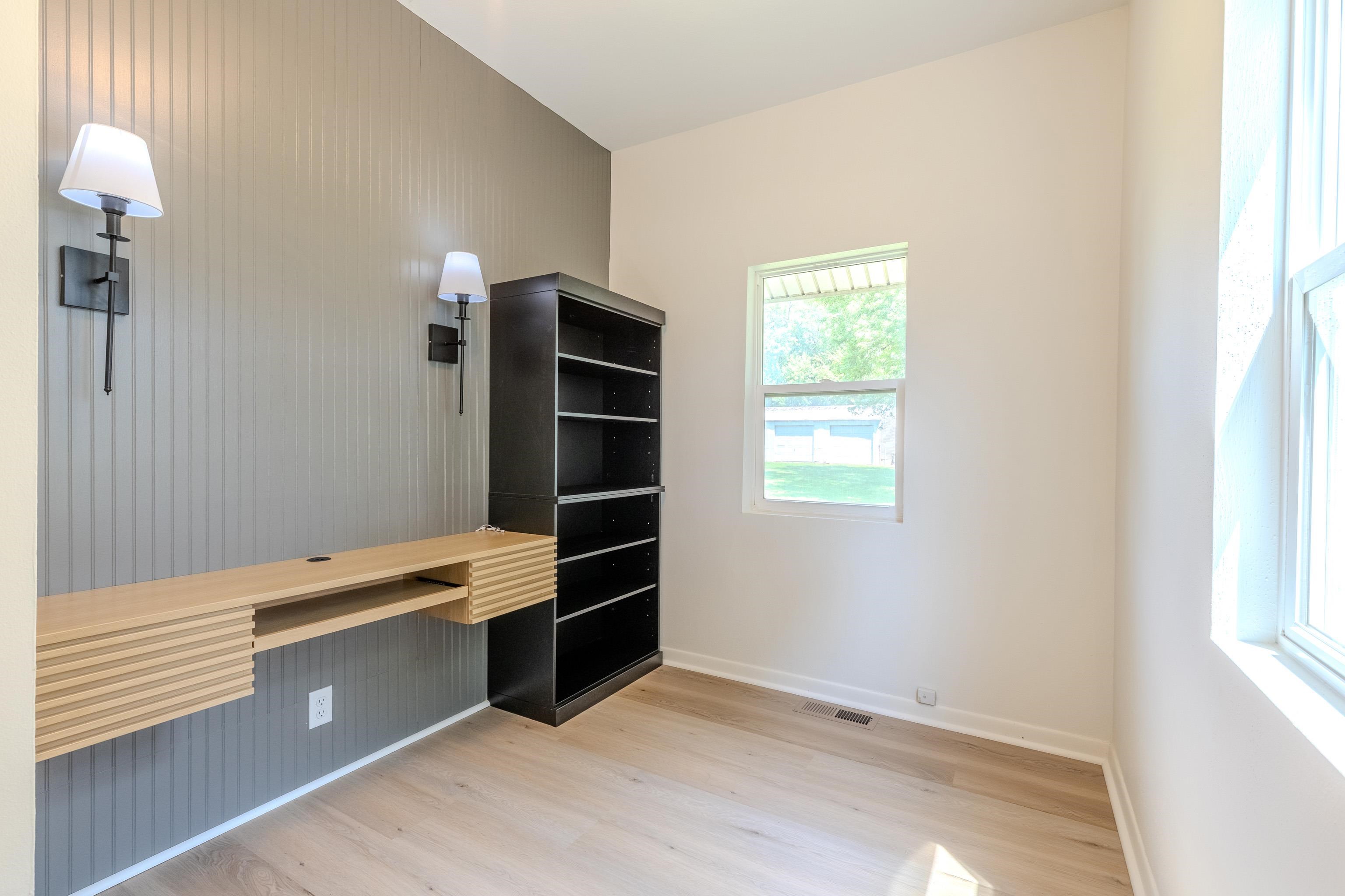 MLS #250727