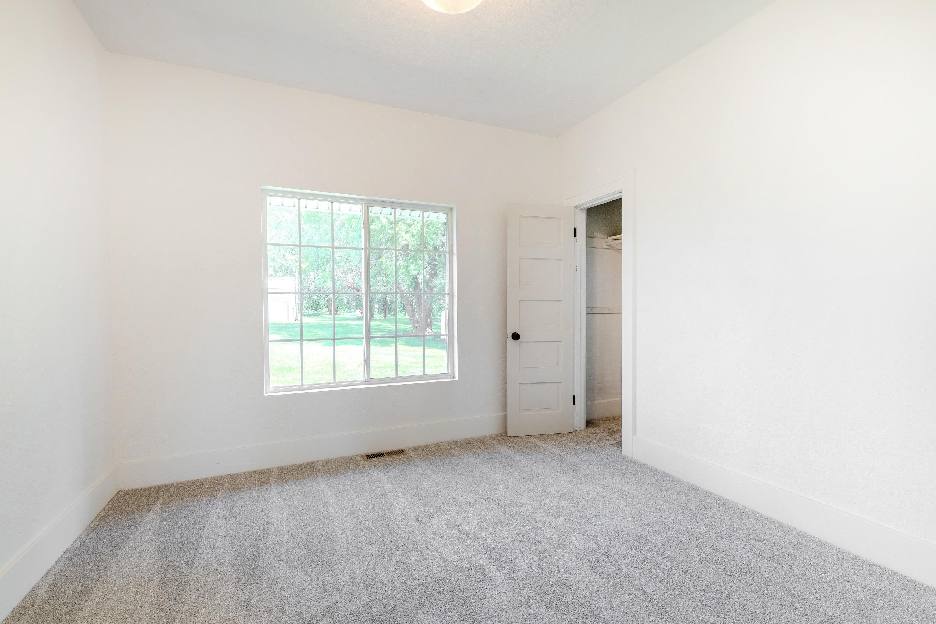 MLS #250727