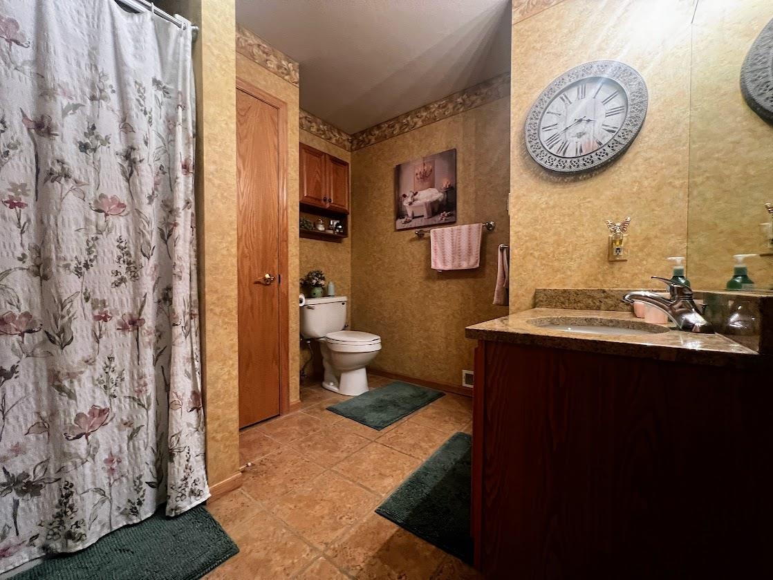 MLS #250728