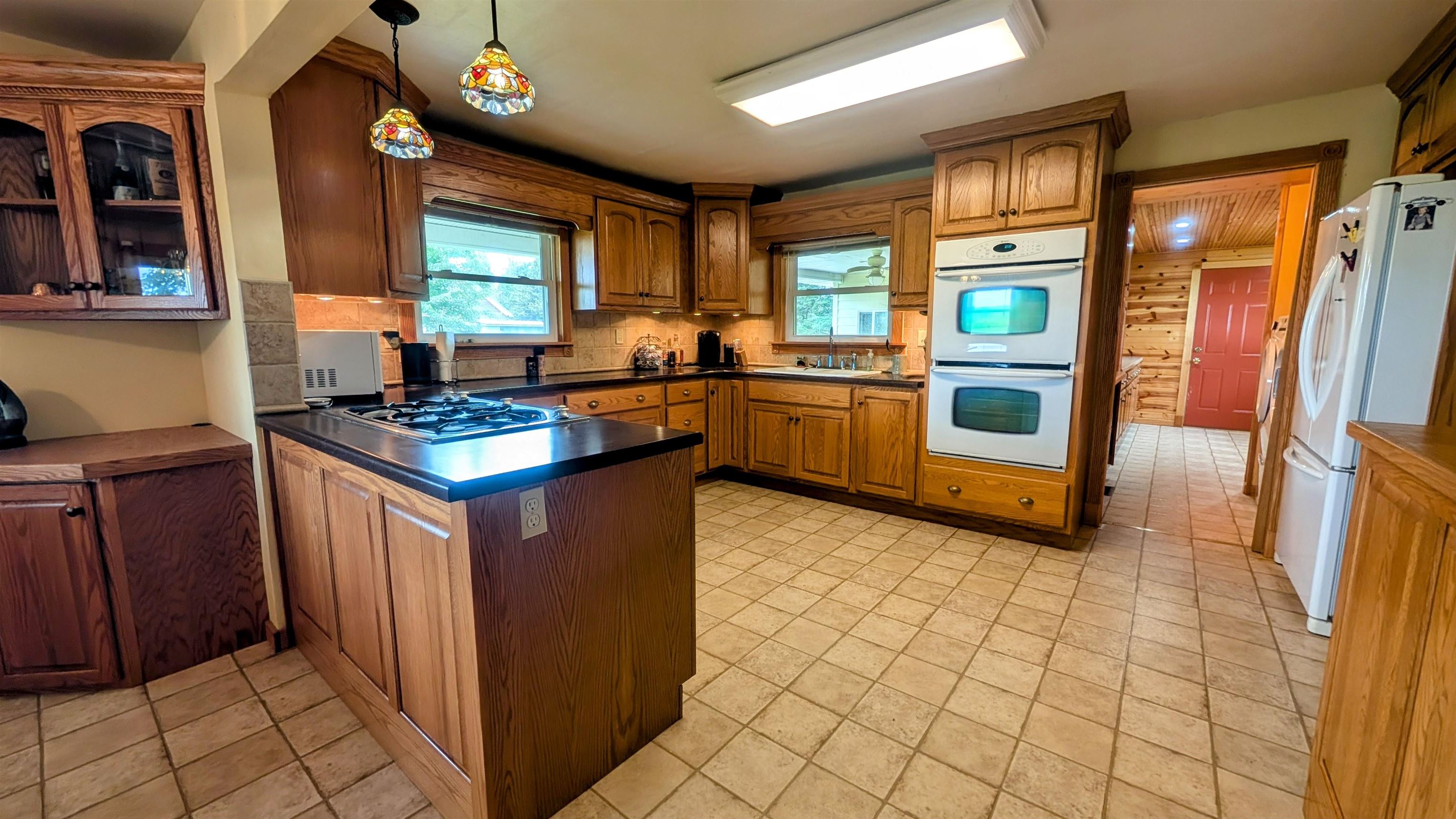MLS #250772