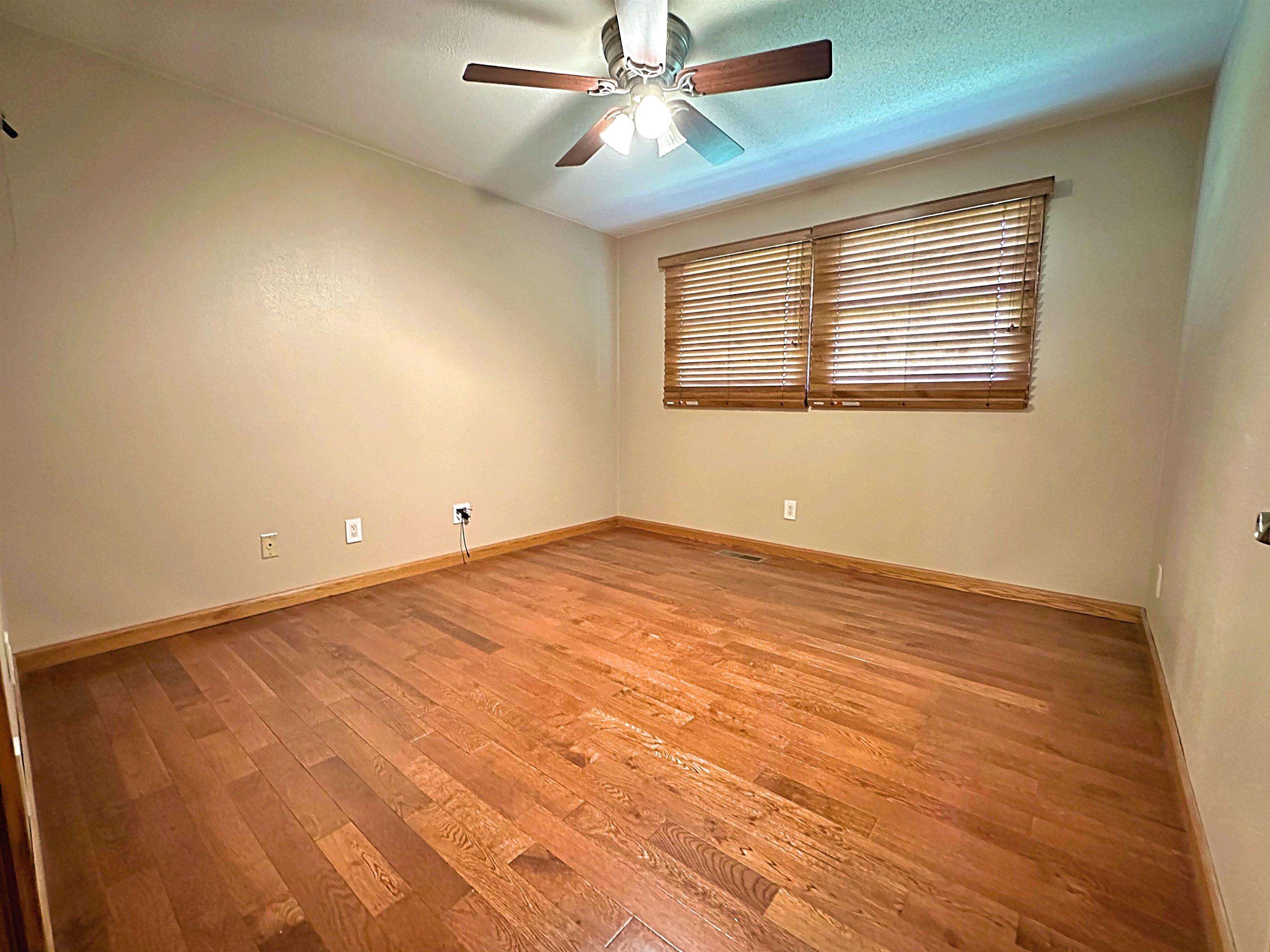MLS #250784