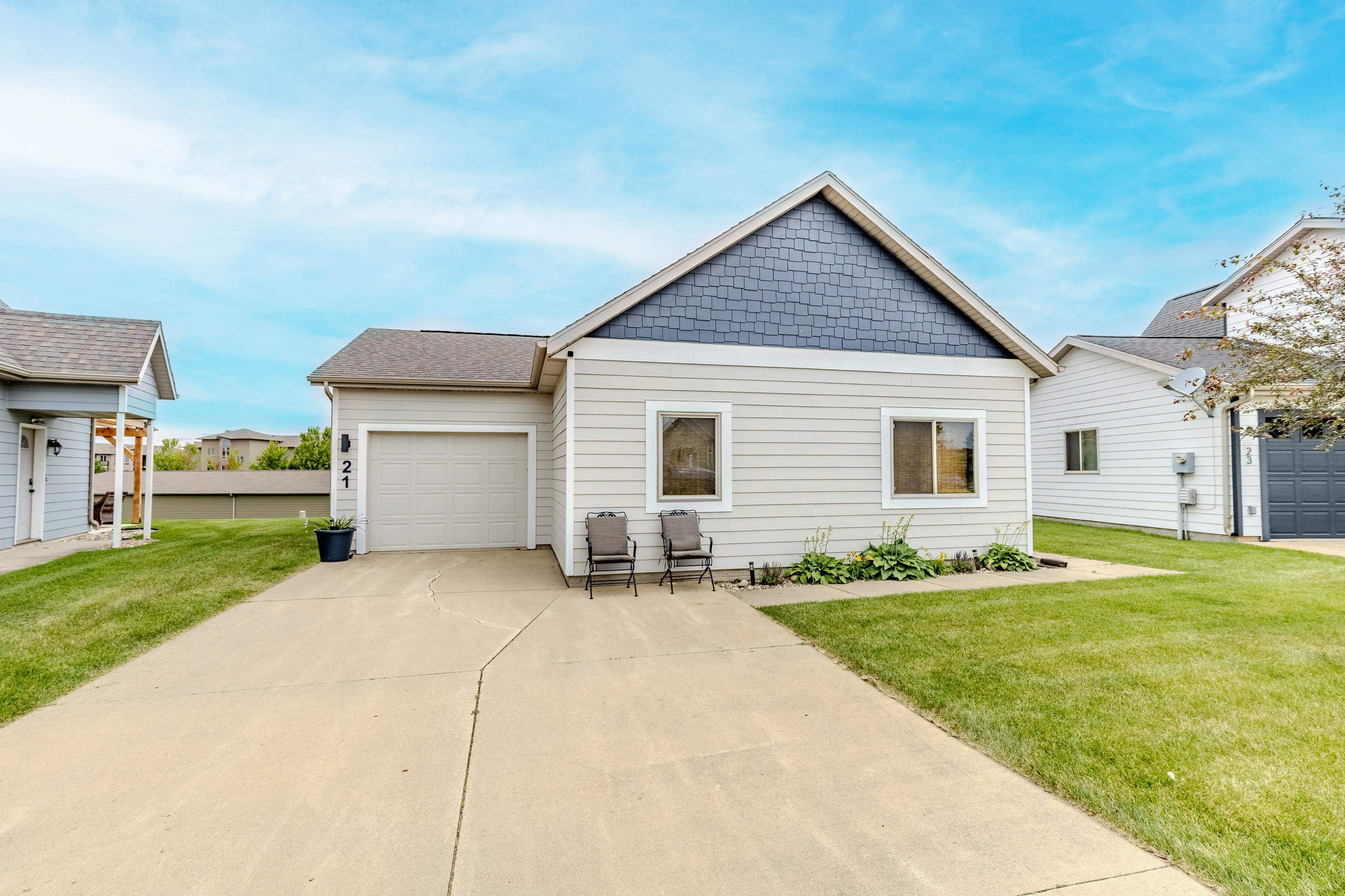 290 240th Avenue #21, Arnolds Park, IA 51331 