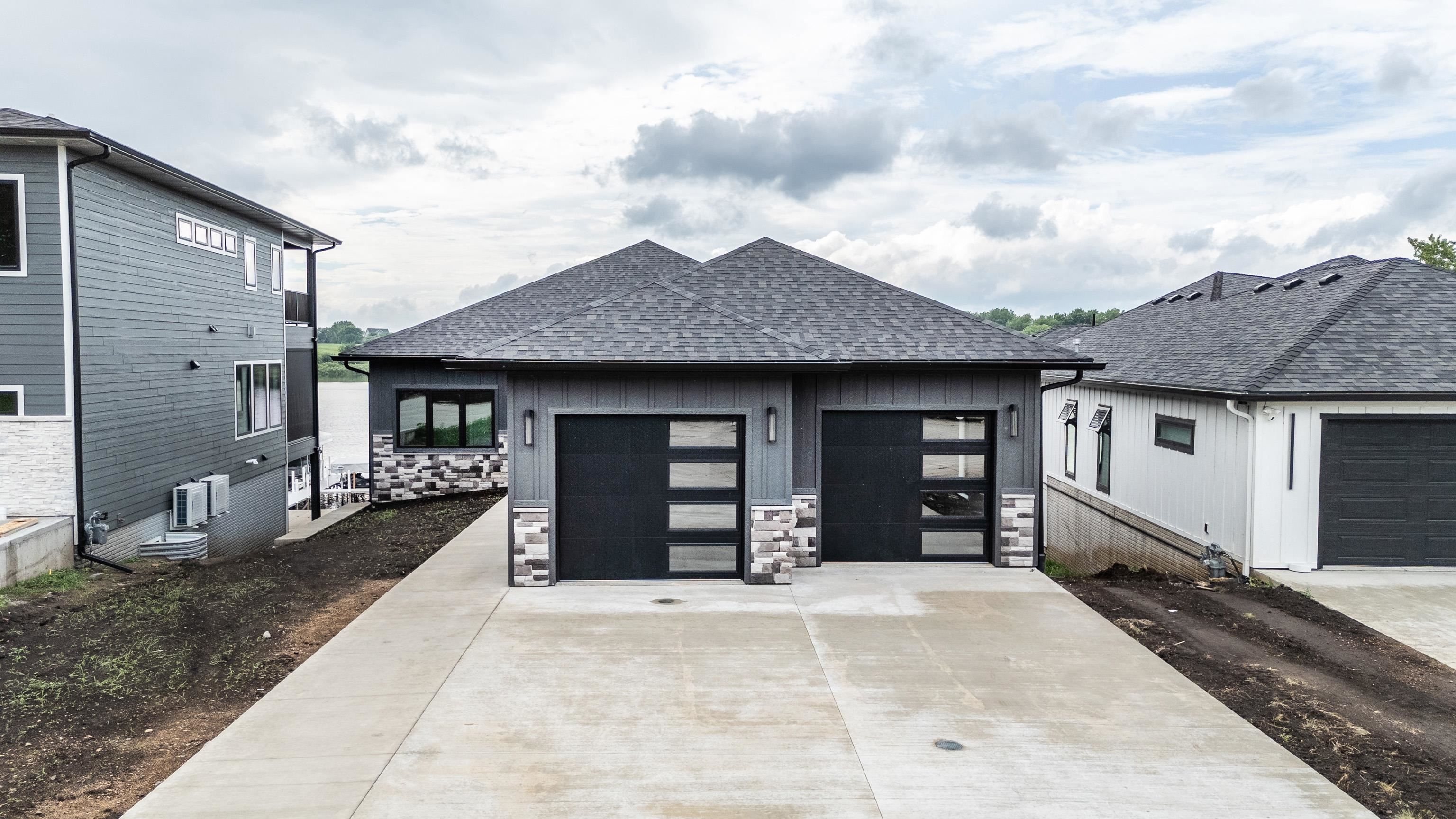 20 Helen Avenue, Milford, IA 51351 