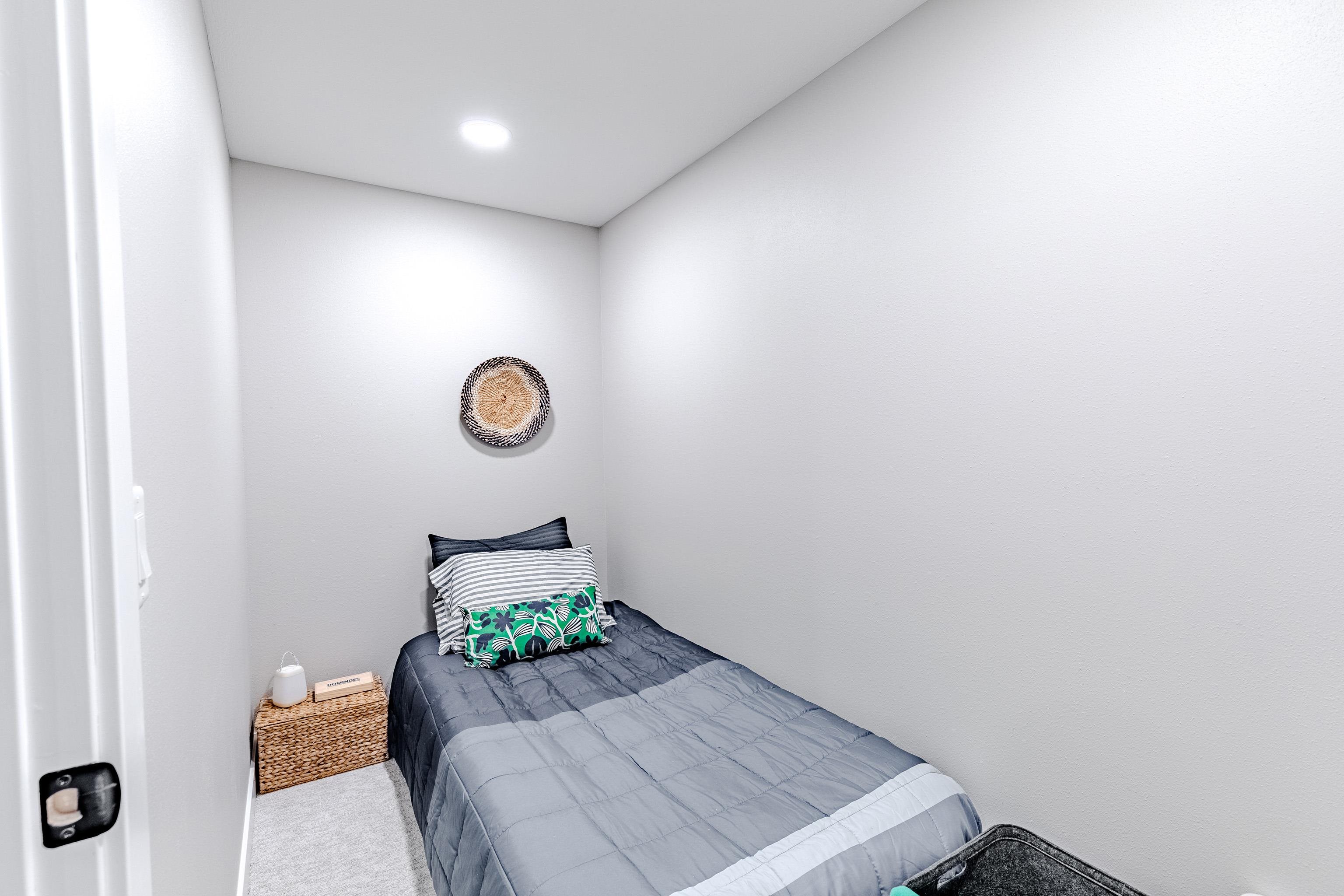 MLS #250795