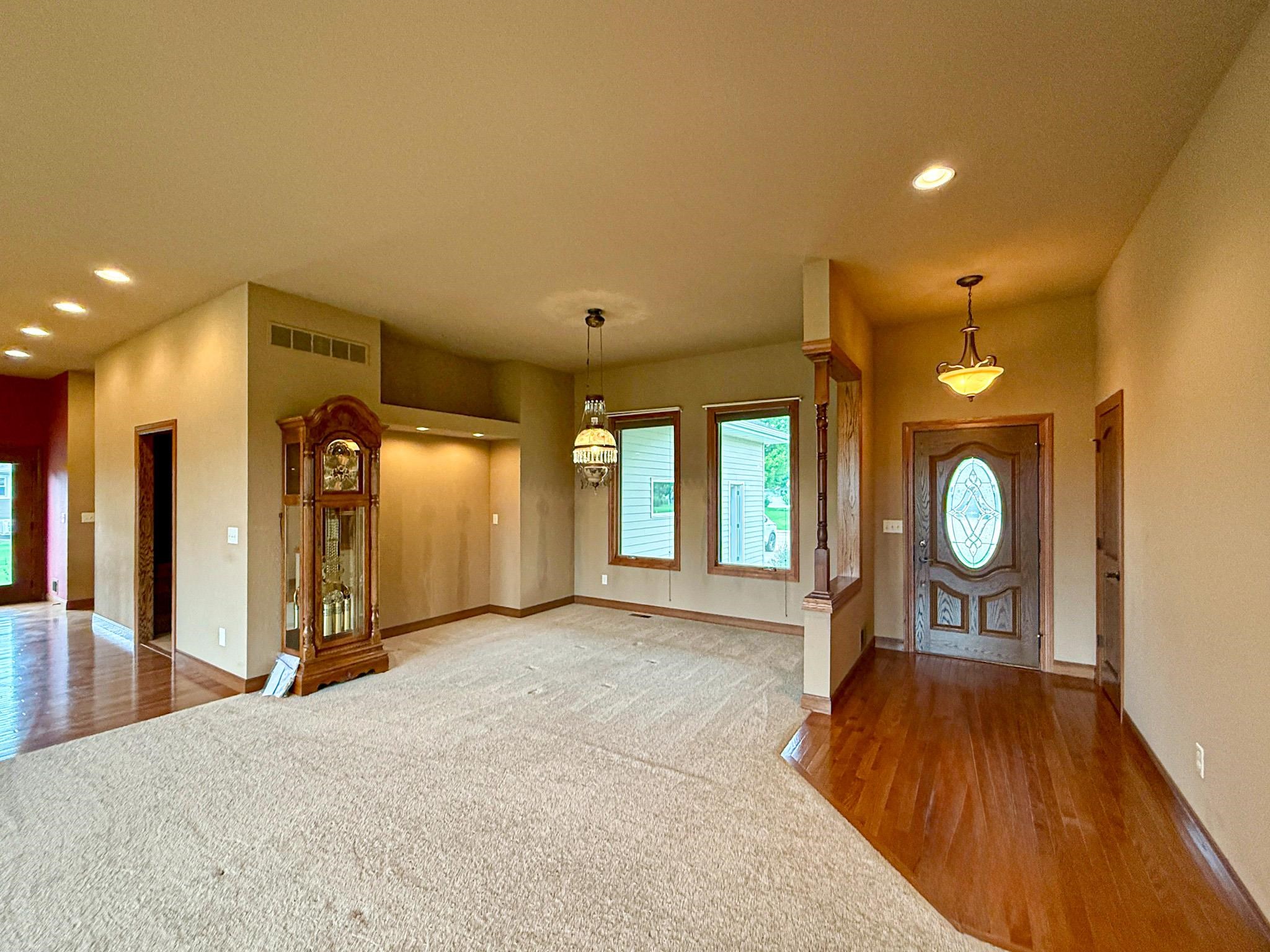 MLS #250797