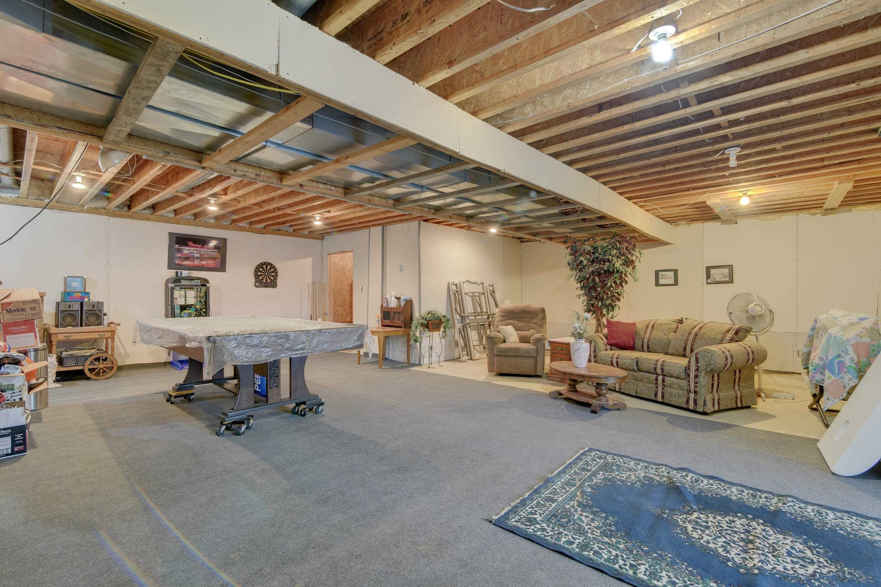 MLS #250807