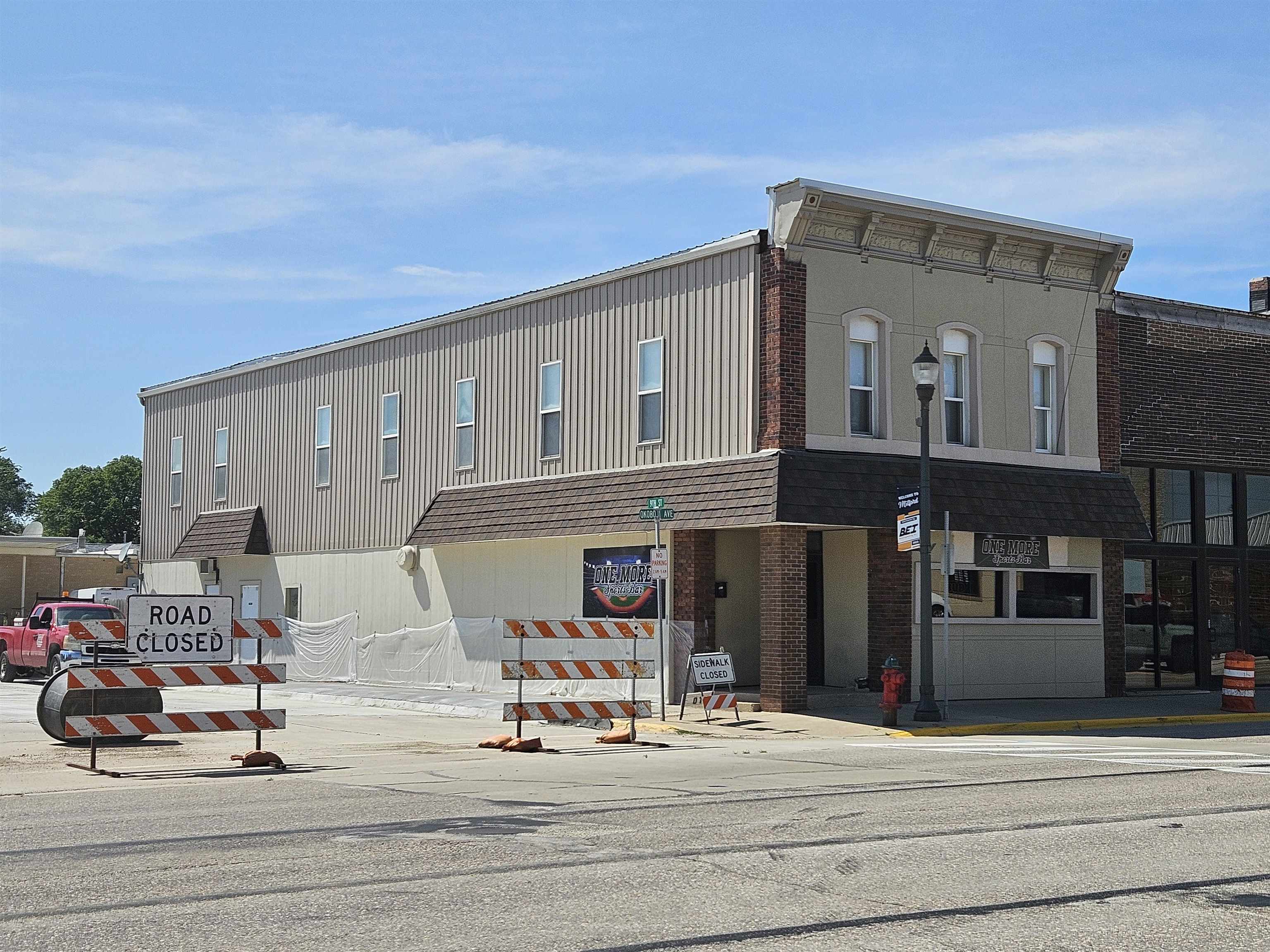 901 Okoboji Avenue, Milford, IA 51351 