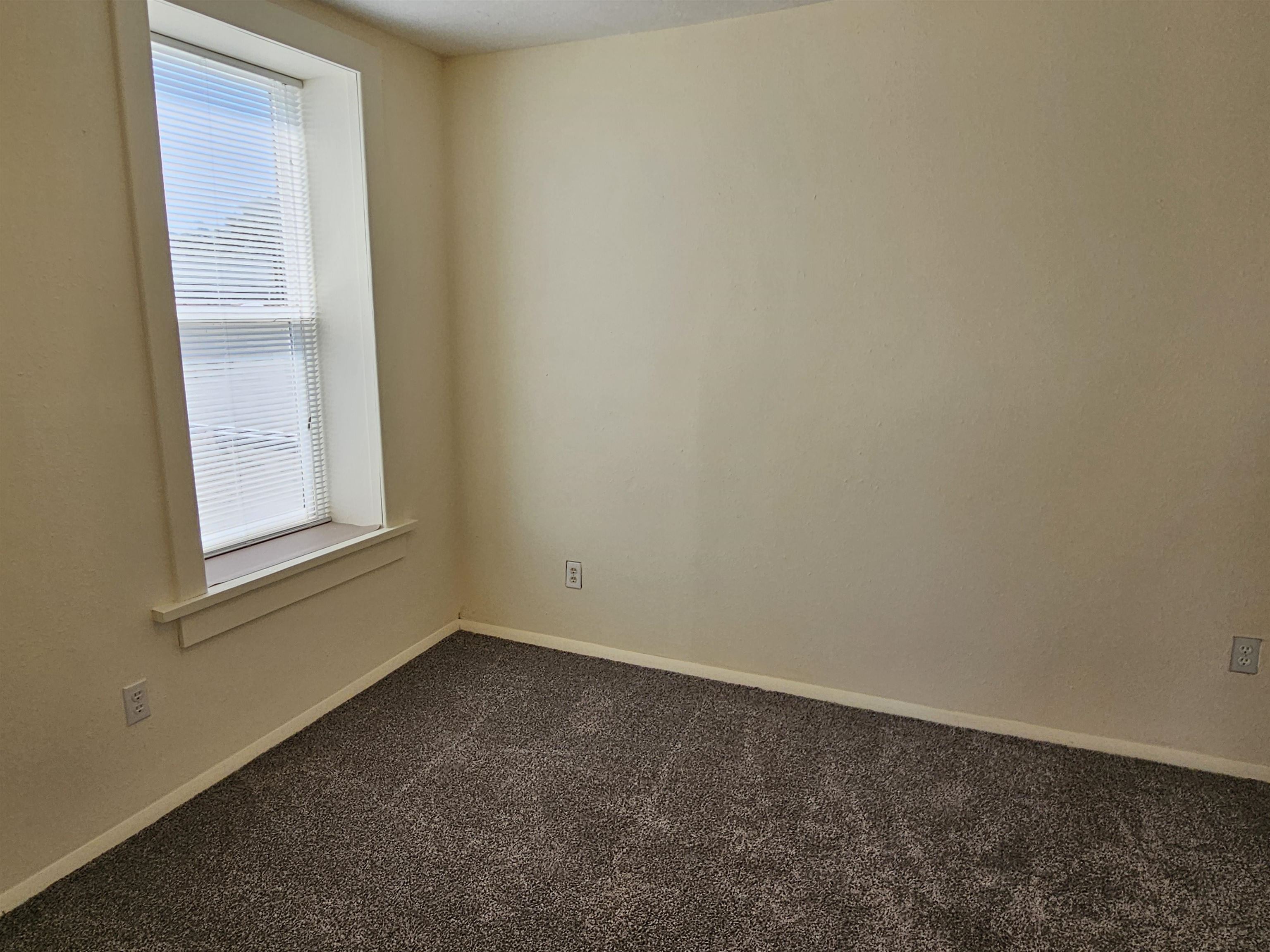 MLS #250808