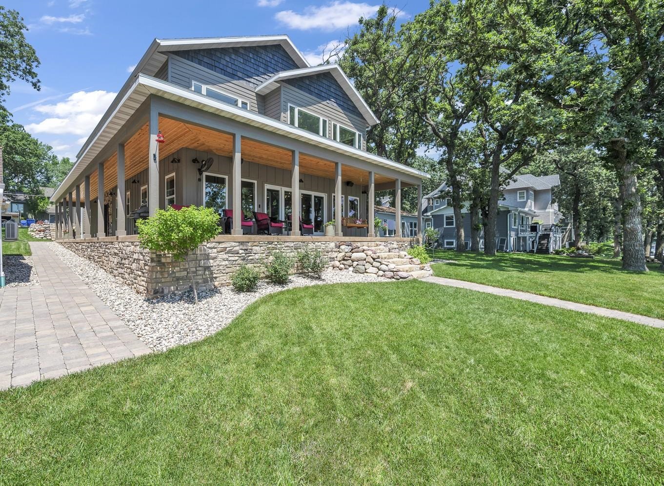16692 255th Avenue, Spirit Lake, IA 51360 