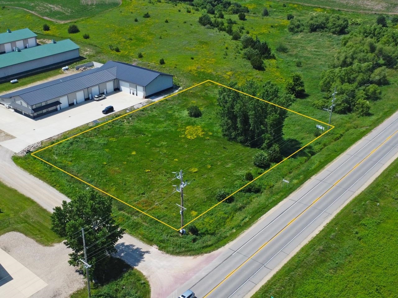 20442 & 20448 193rd Street, Milford, IA 51351 