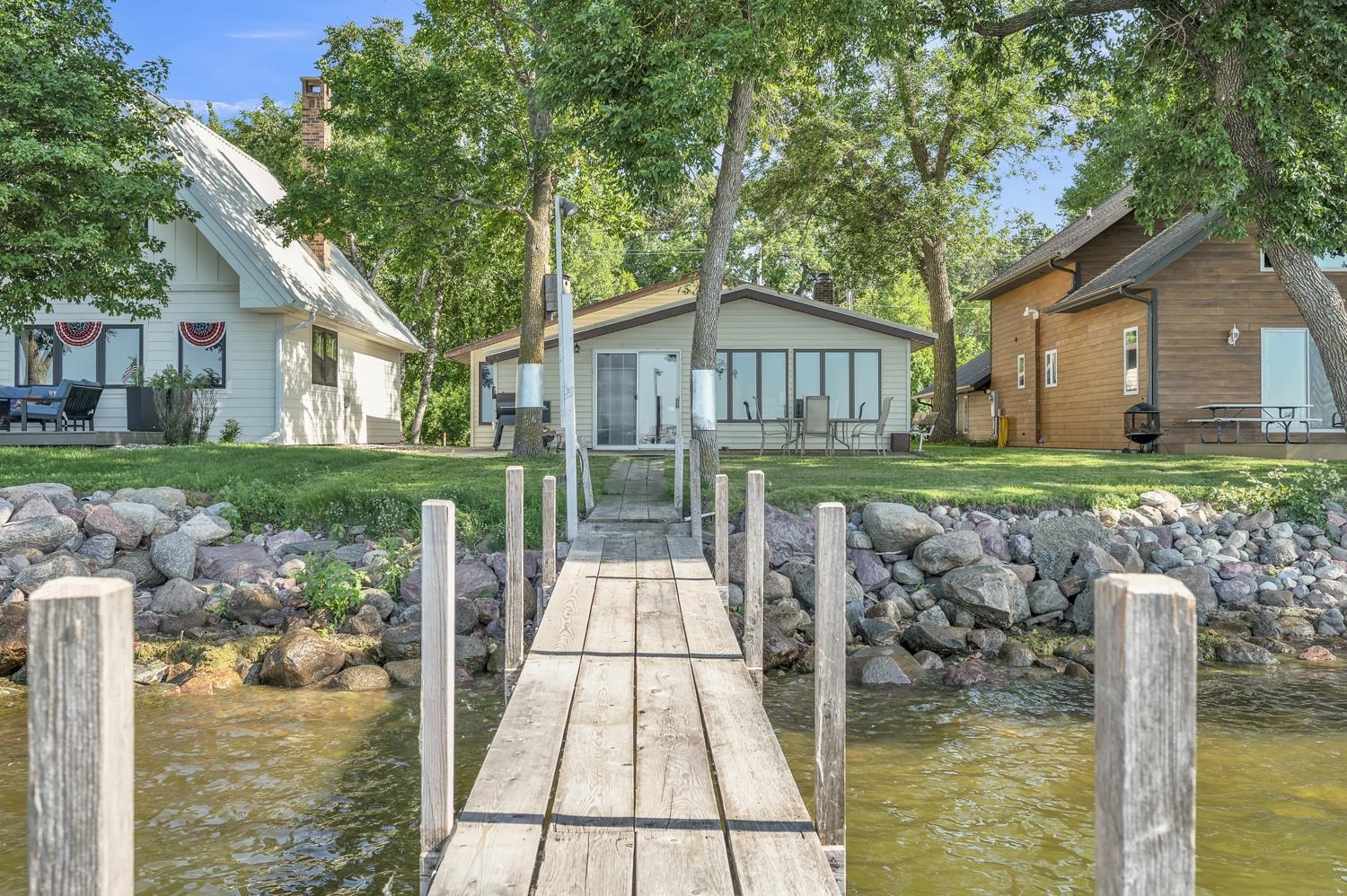 24700 140th Street, Orleans, IA 51360 