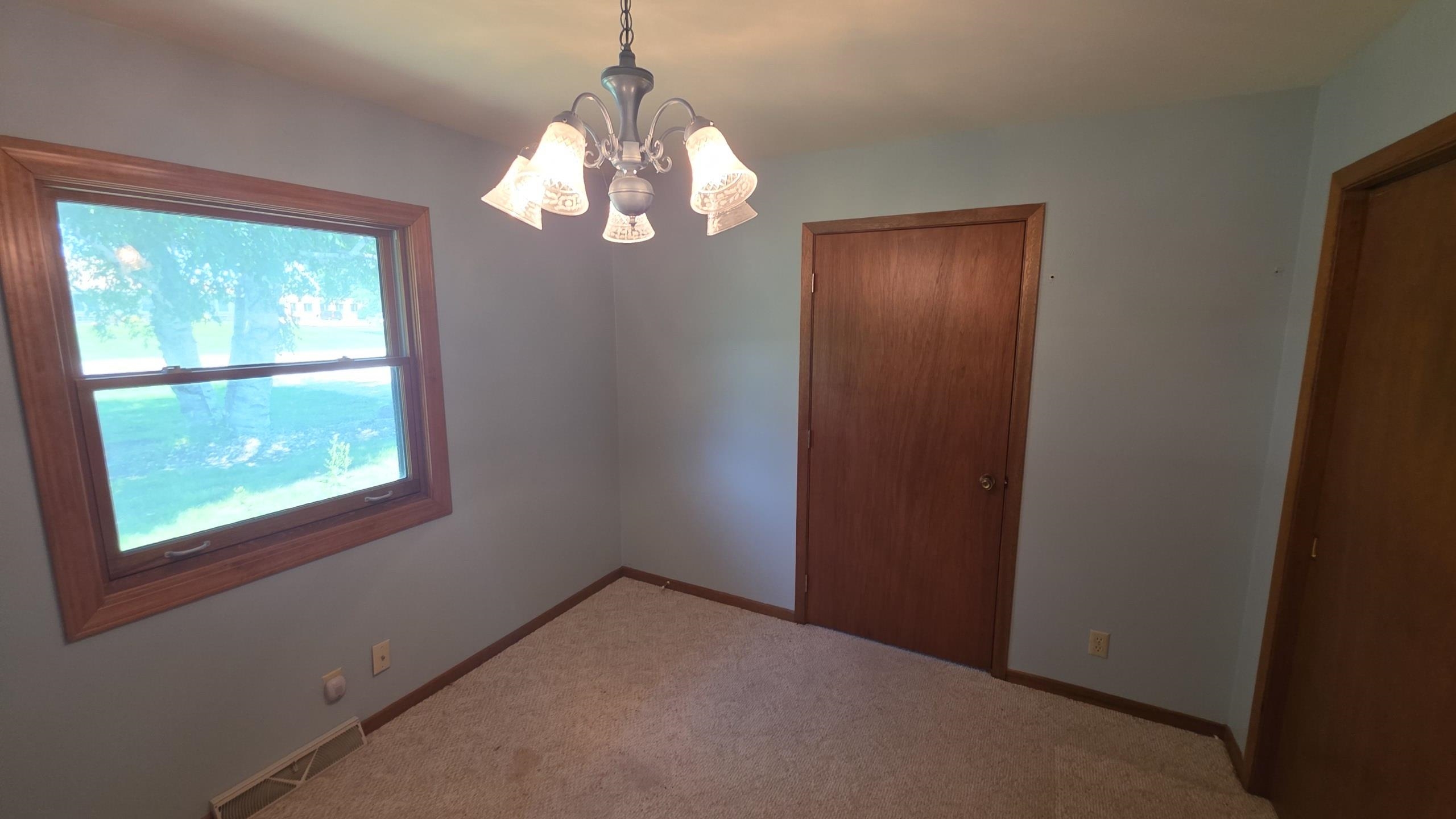 MLS #250858
