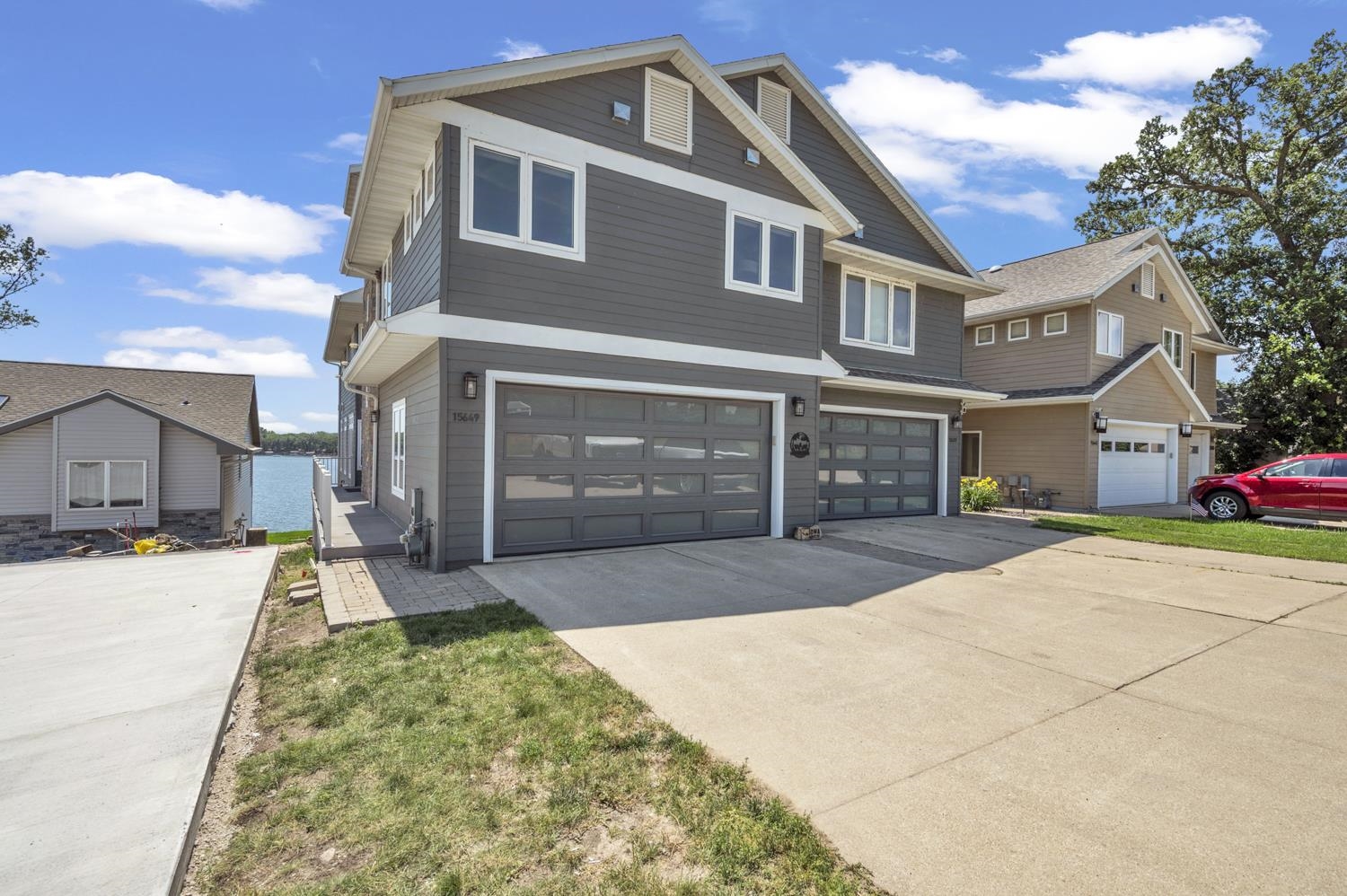 15649 250Th Avenue, Spirit Lake, IA 51360 