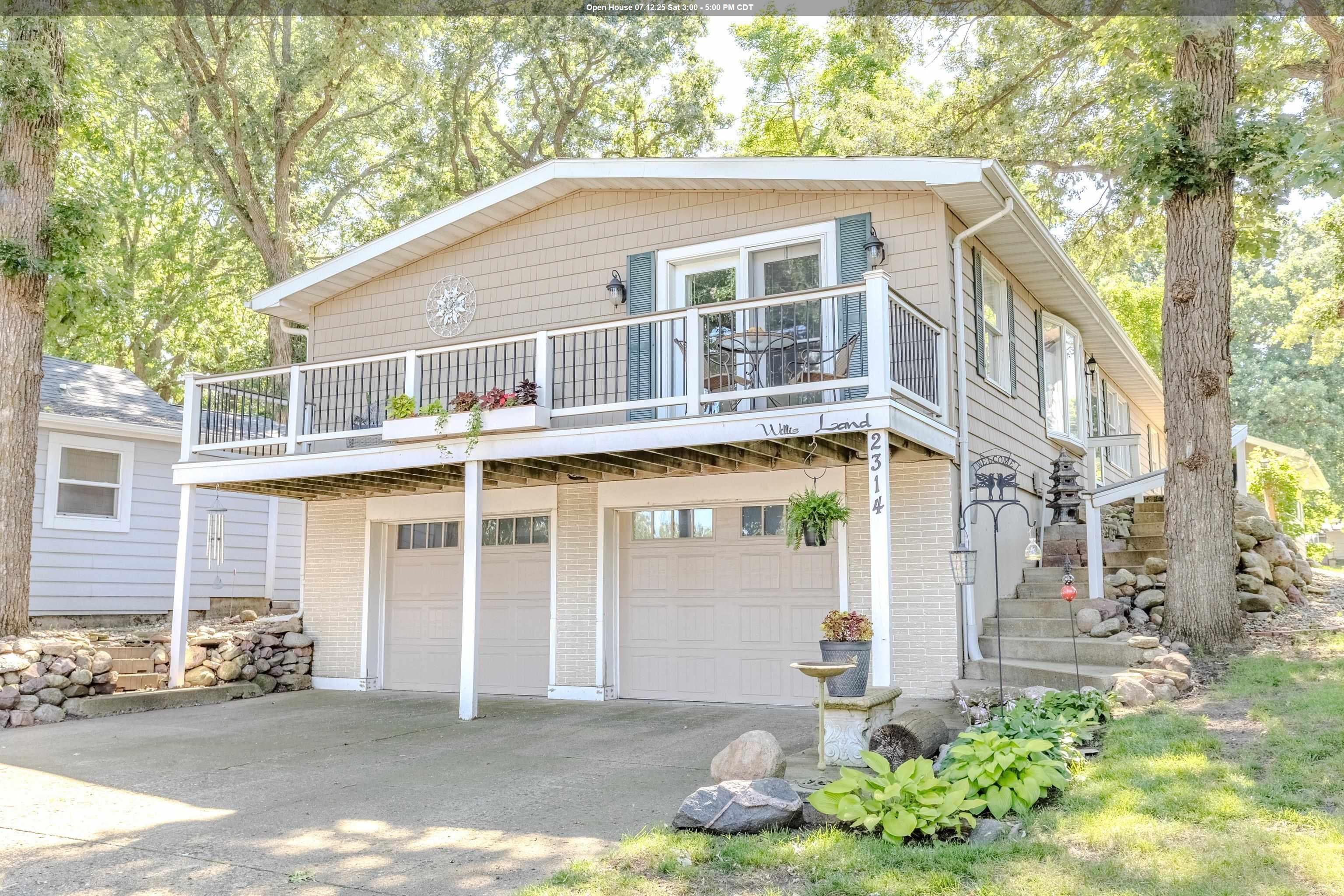 2314 Francis Sites Drive, Spirit Lake, IA 51360 