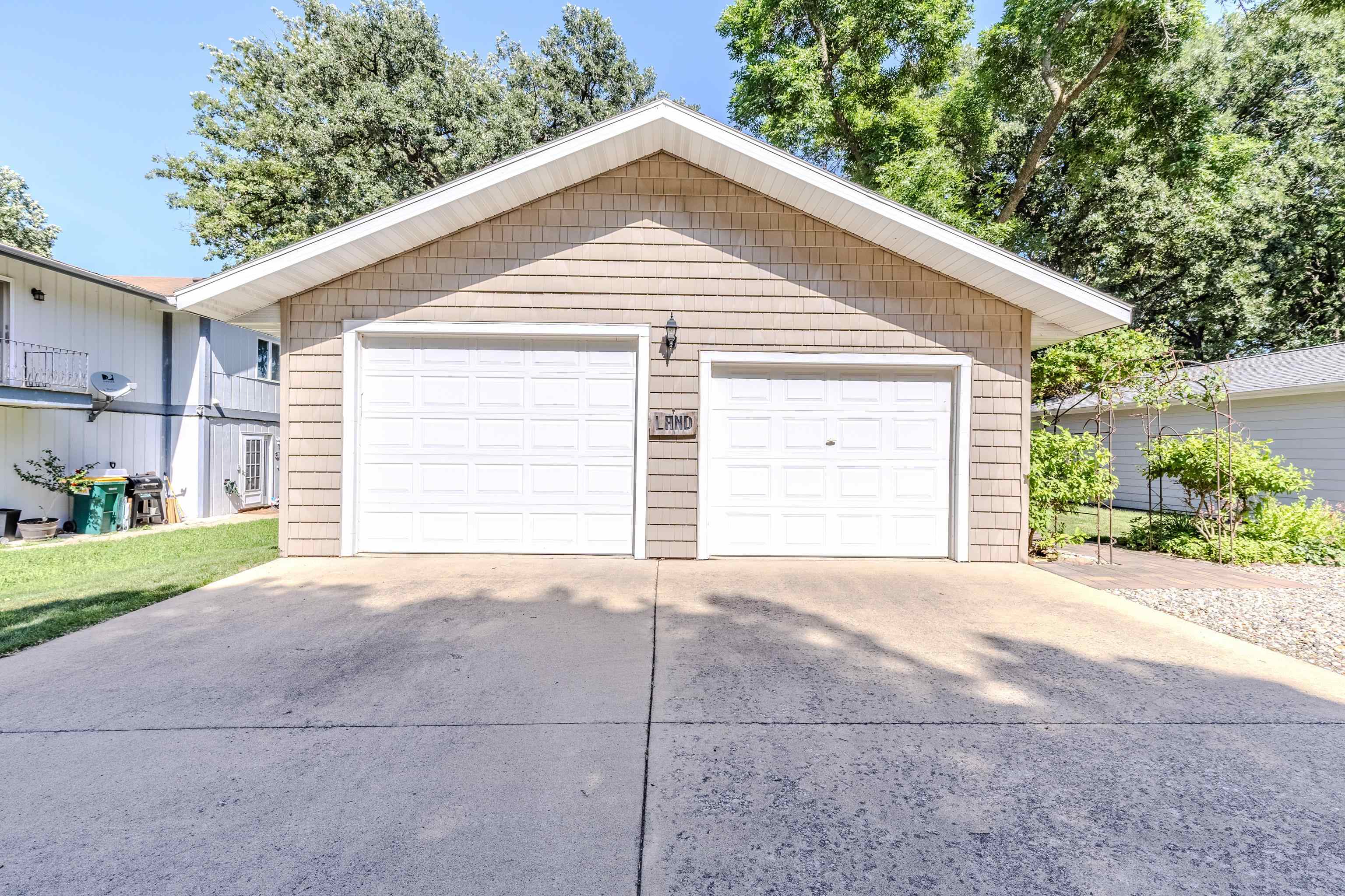 MLS #250863