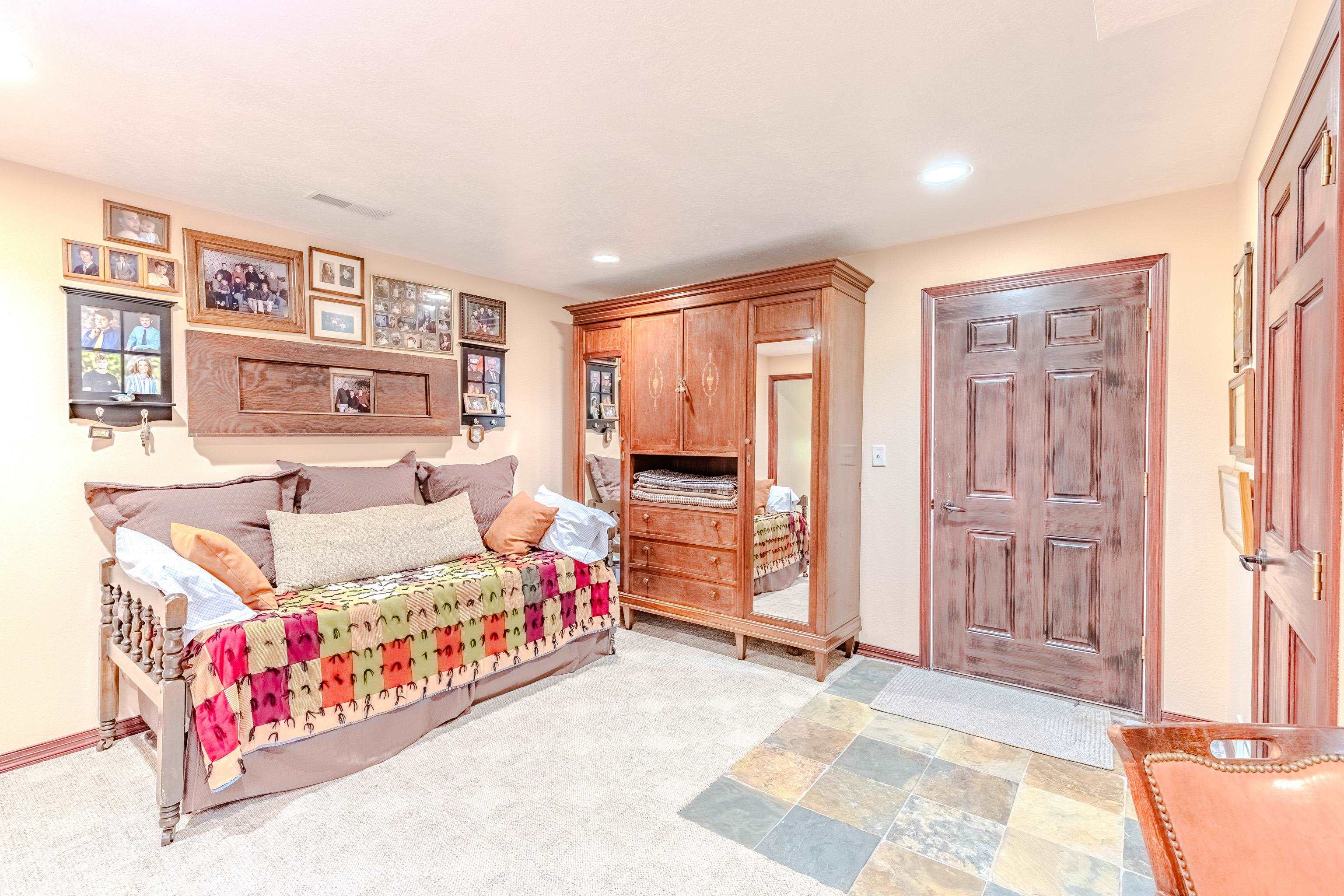 MLS #250863