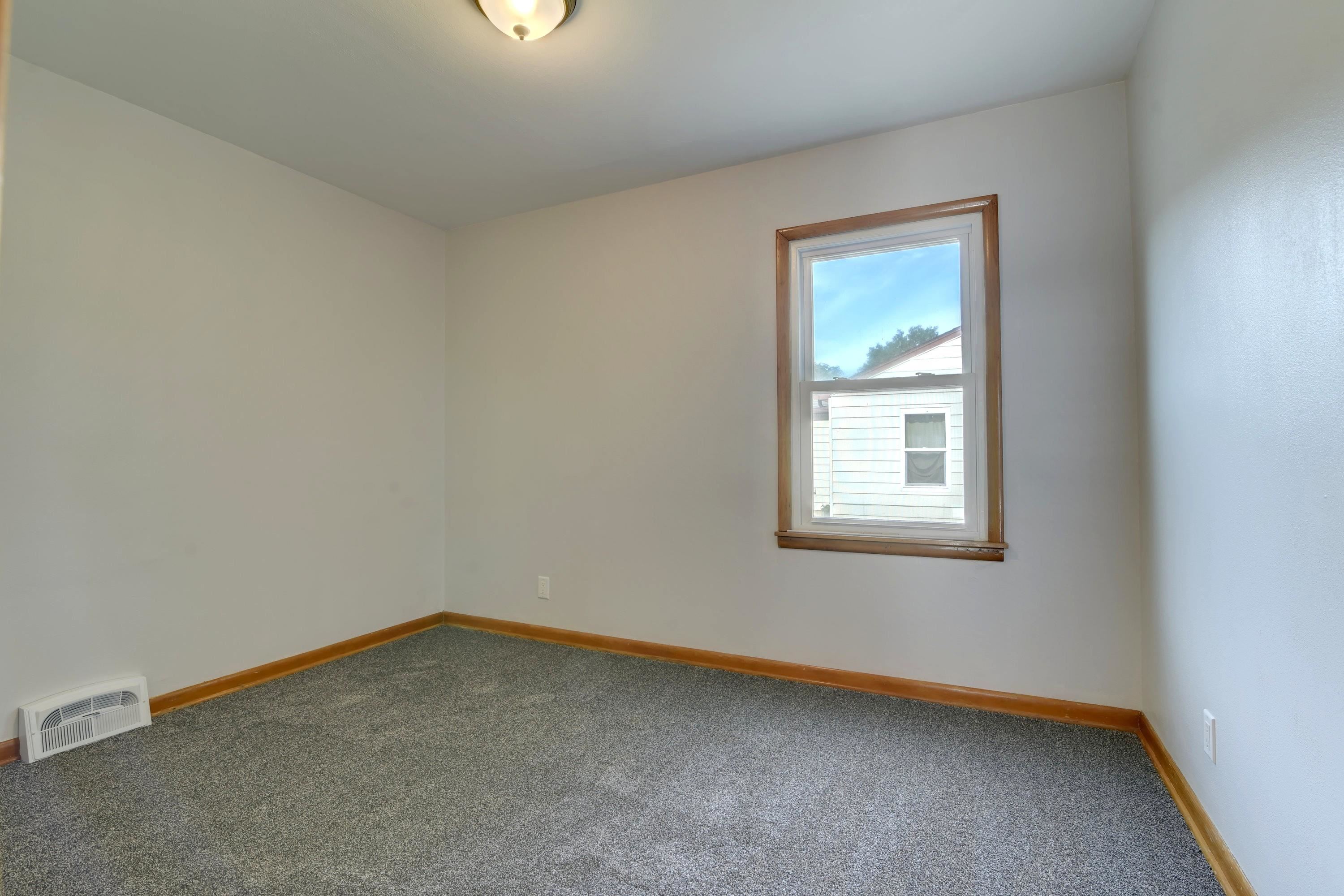 MLS #250865