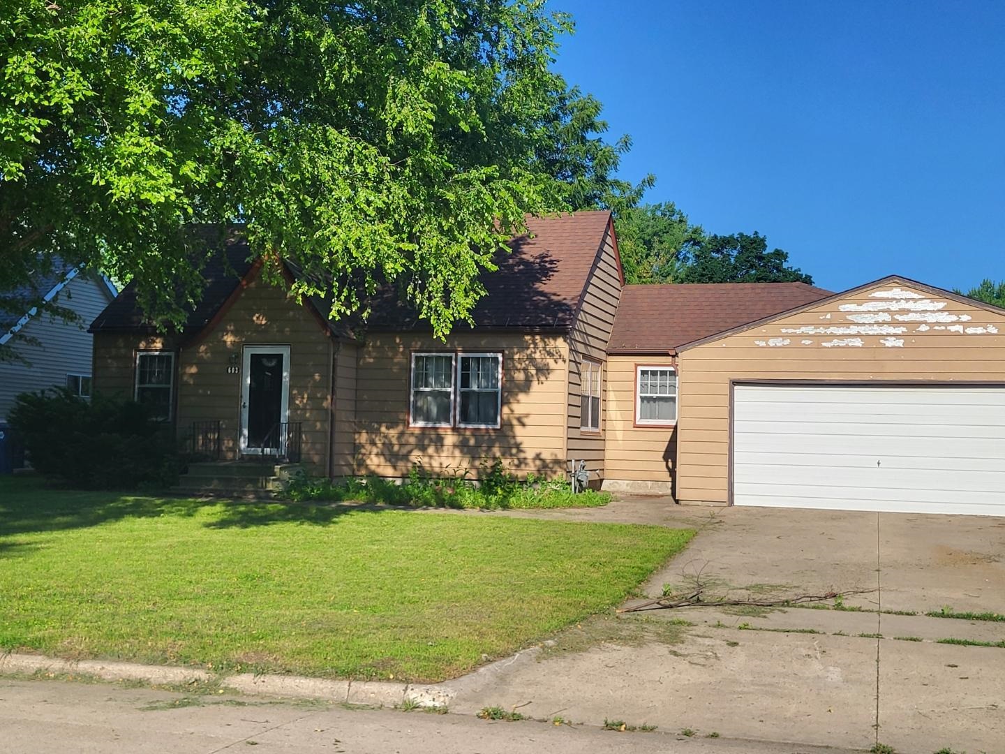 603 5th Avenue, Spencer, IA 51301 