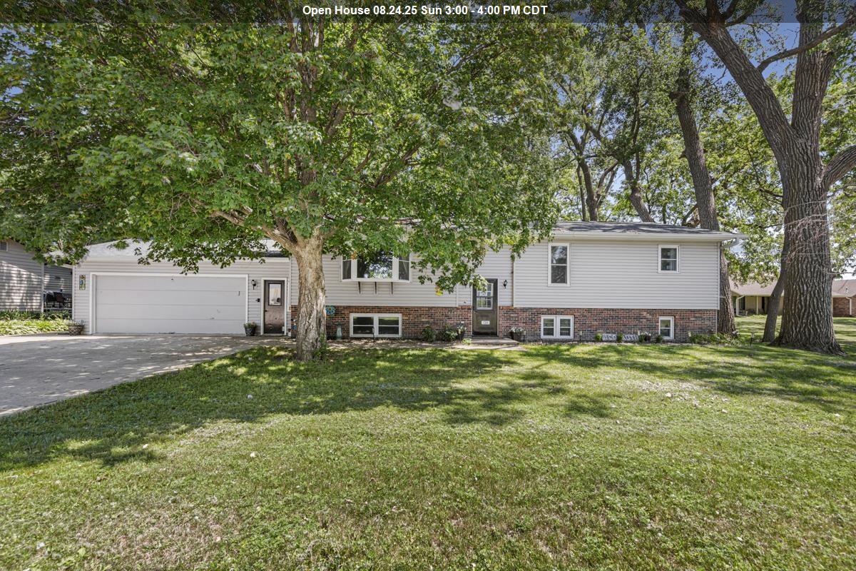 711 4th Street, Whittemore, IA 50598 
