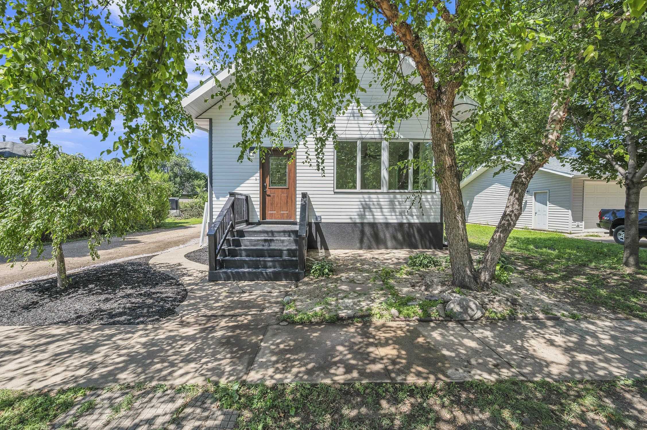 1007 L Avenue, Milford, IA 51351 