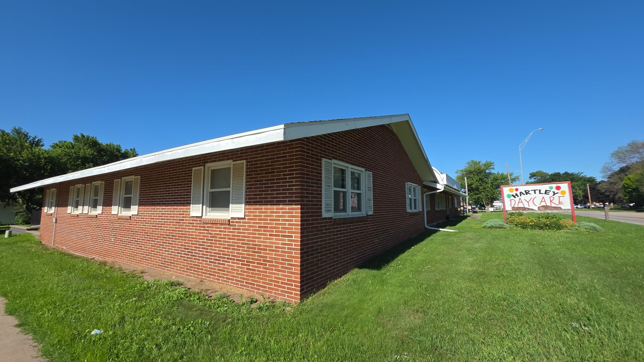 611 3rd Street, Hartley, IA 51346 
