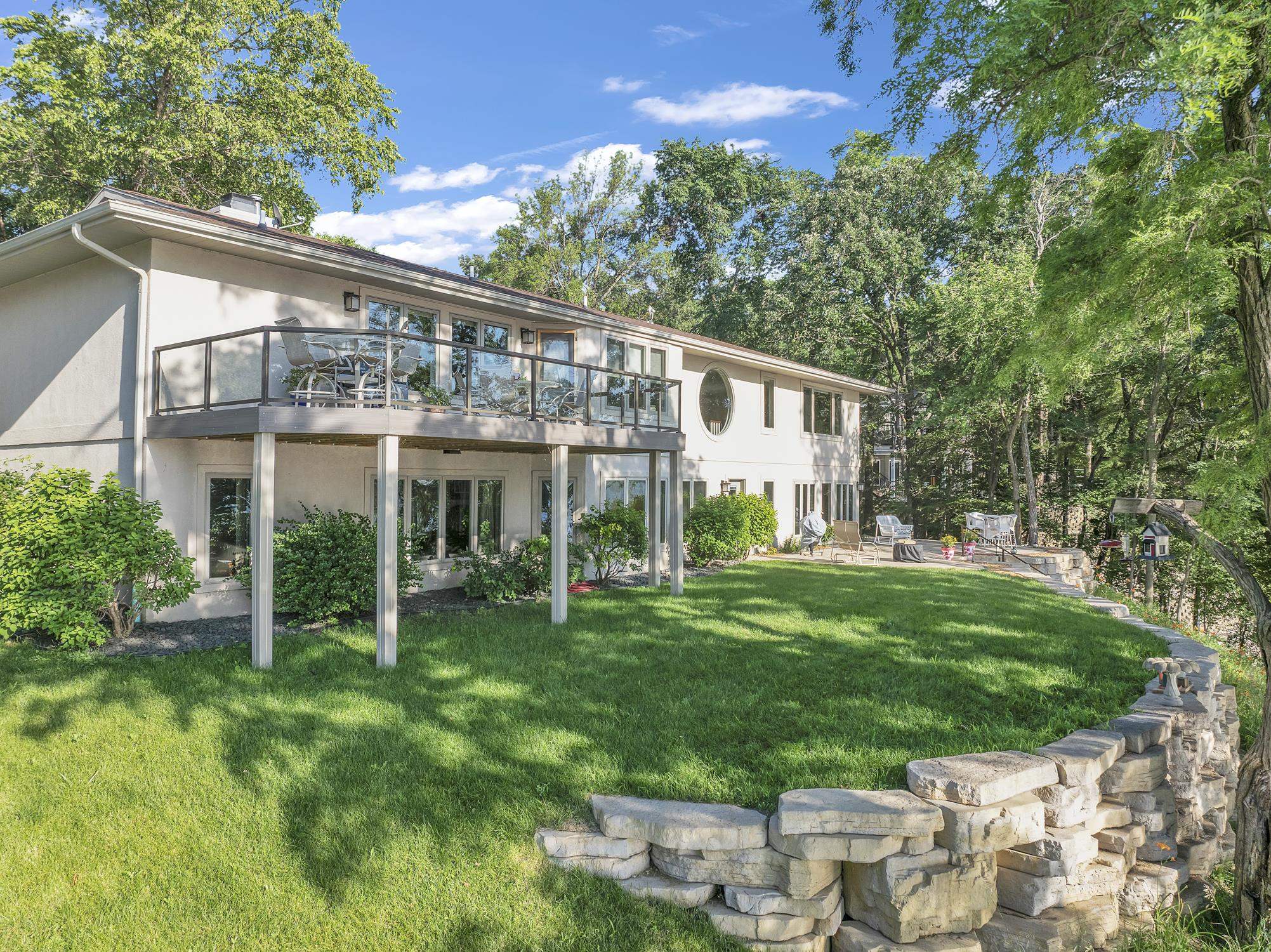 16933 256TH Avenue, Spirit Lake, IA 51360 