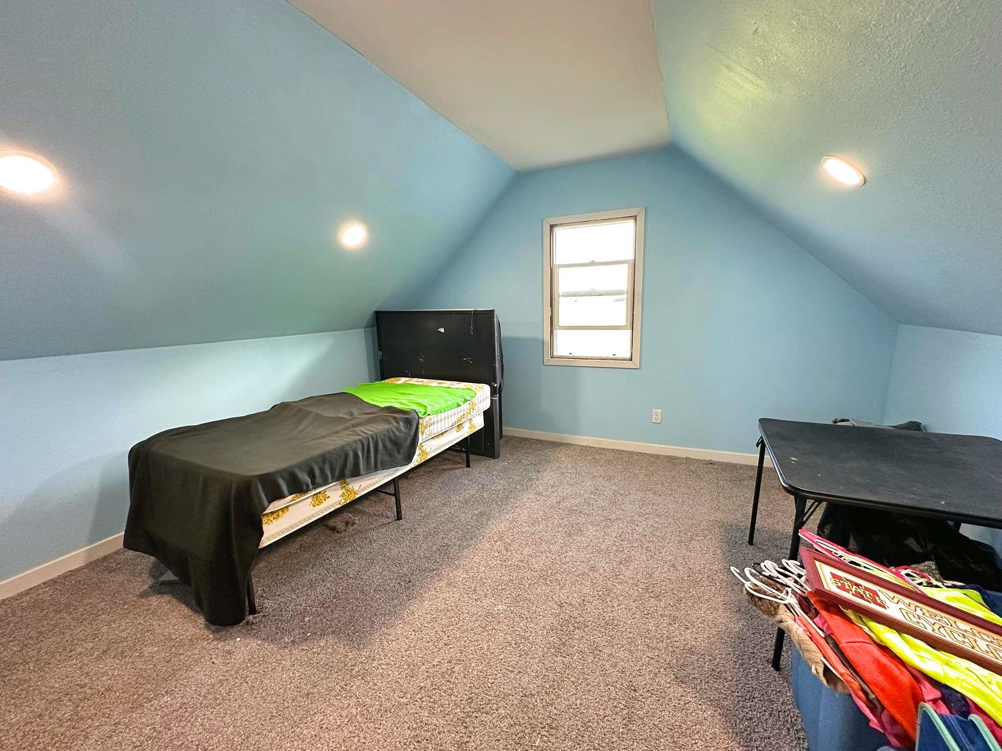 MLS #250930