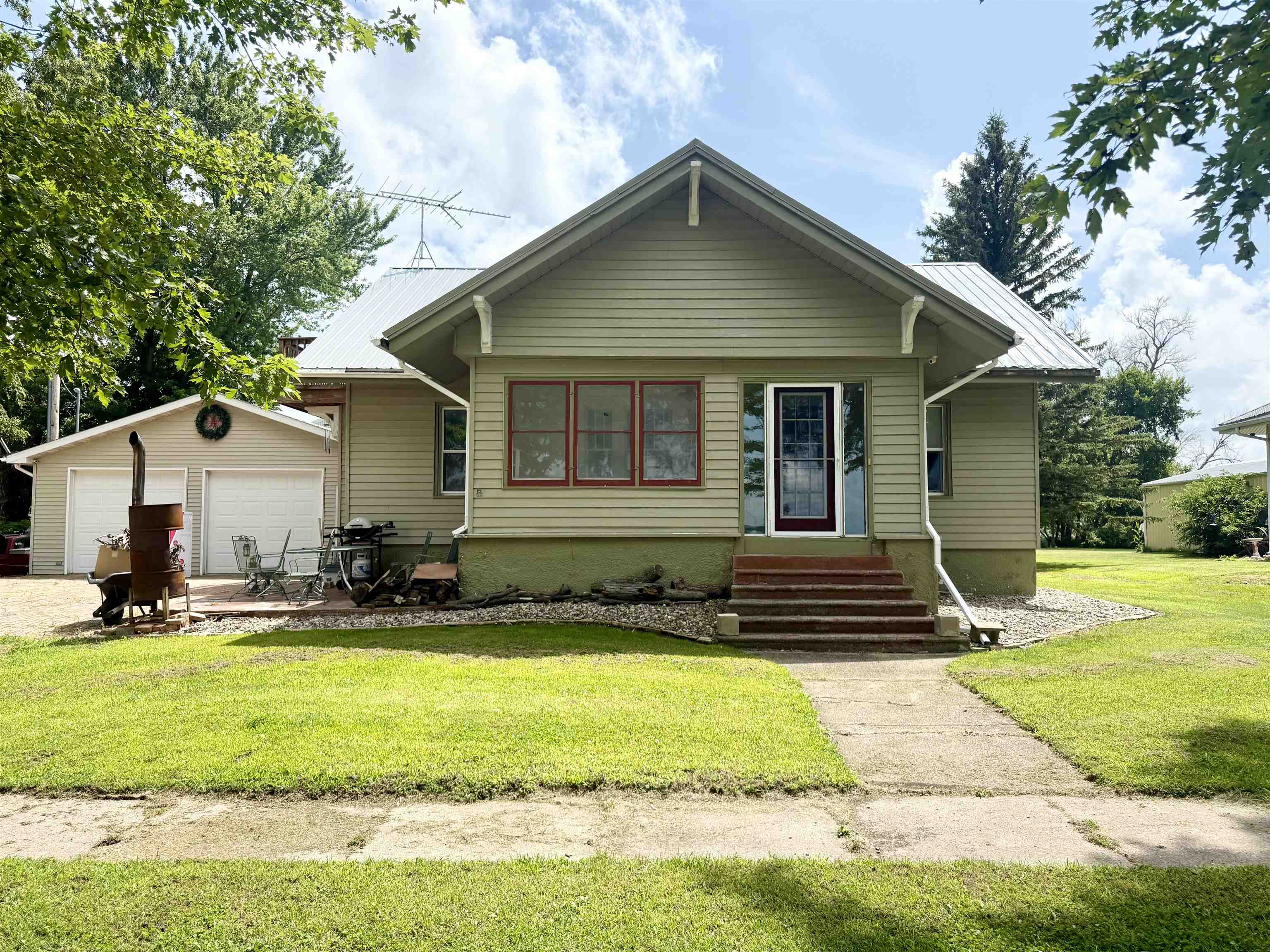 7093 358Th Street, Hartley, IA 51346 