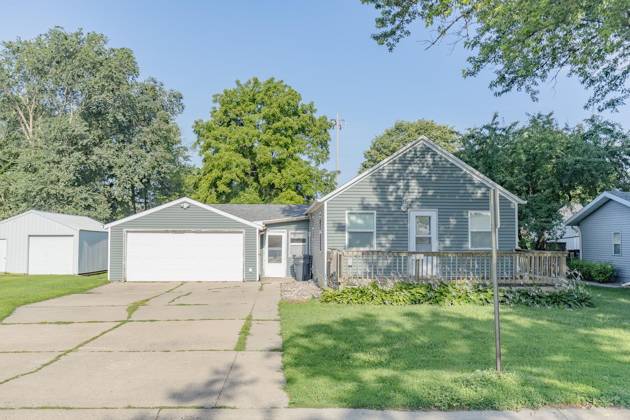 83 Rohr Street, Arnolds Park, IA 51331 