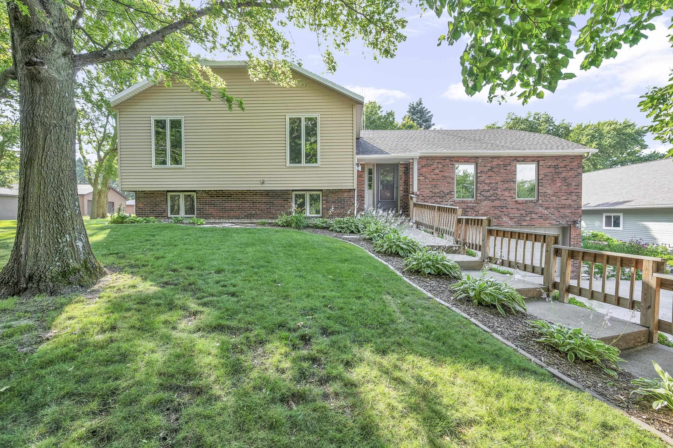 1505 Kirby Street, West Okoboji, IA 51351 
