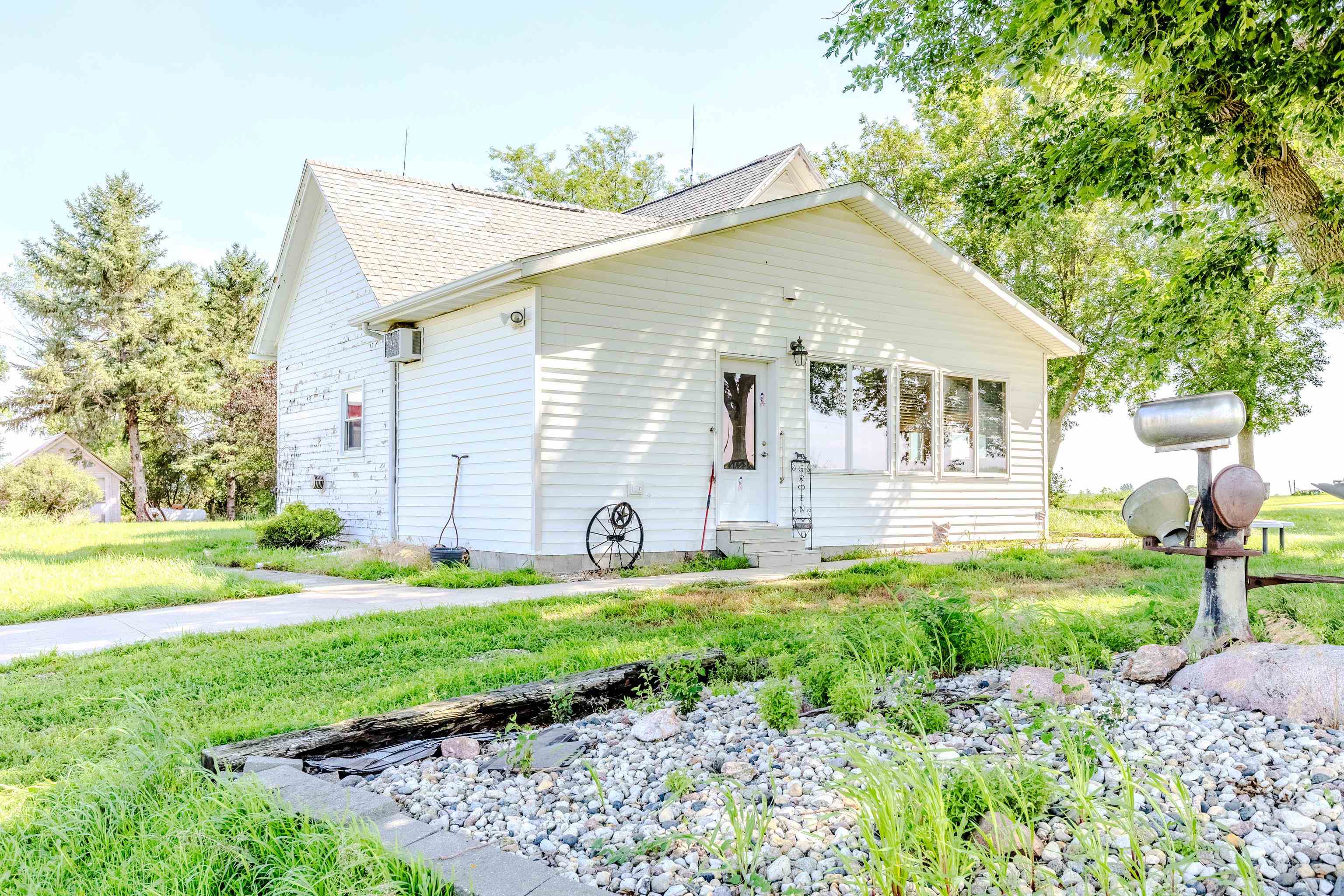 1849 Marsh Avenue, Little Rock, IA 51243 