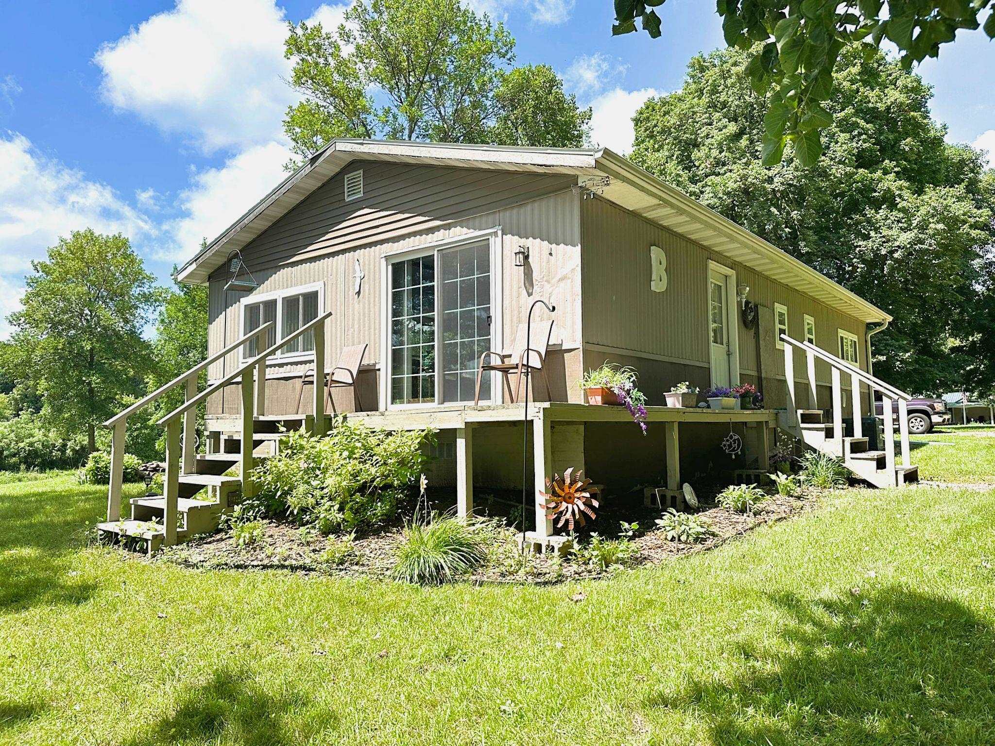 4525 230th Street, Wallingford, IA 51365 