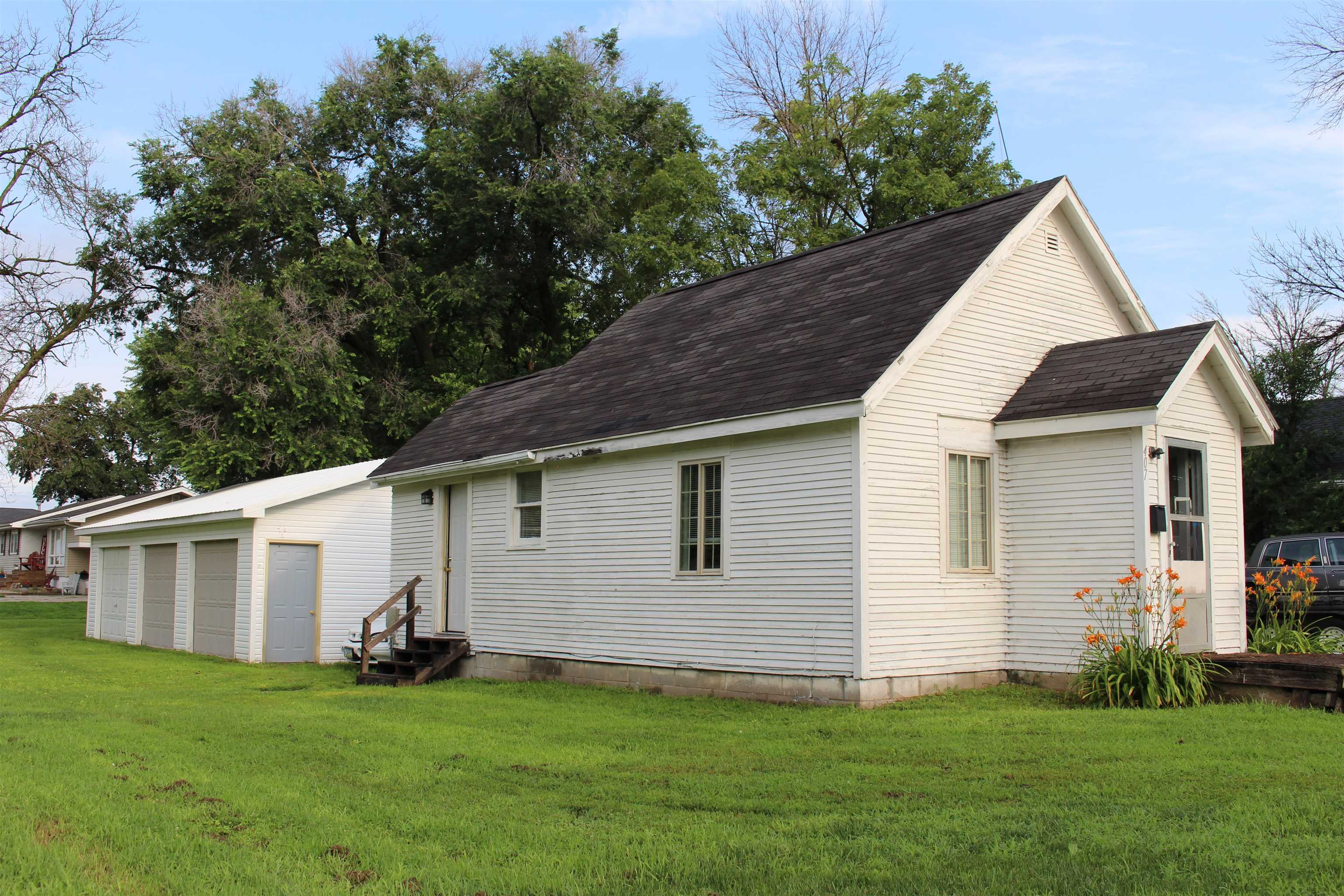 407 Nelson Street, Laurens, IA 50554 