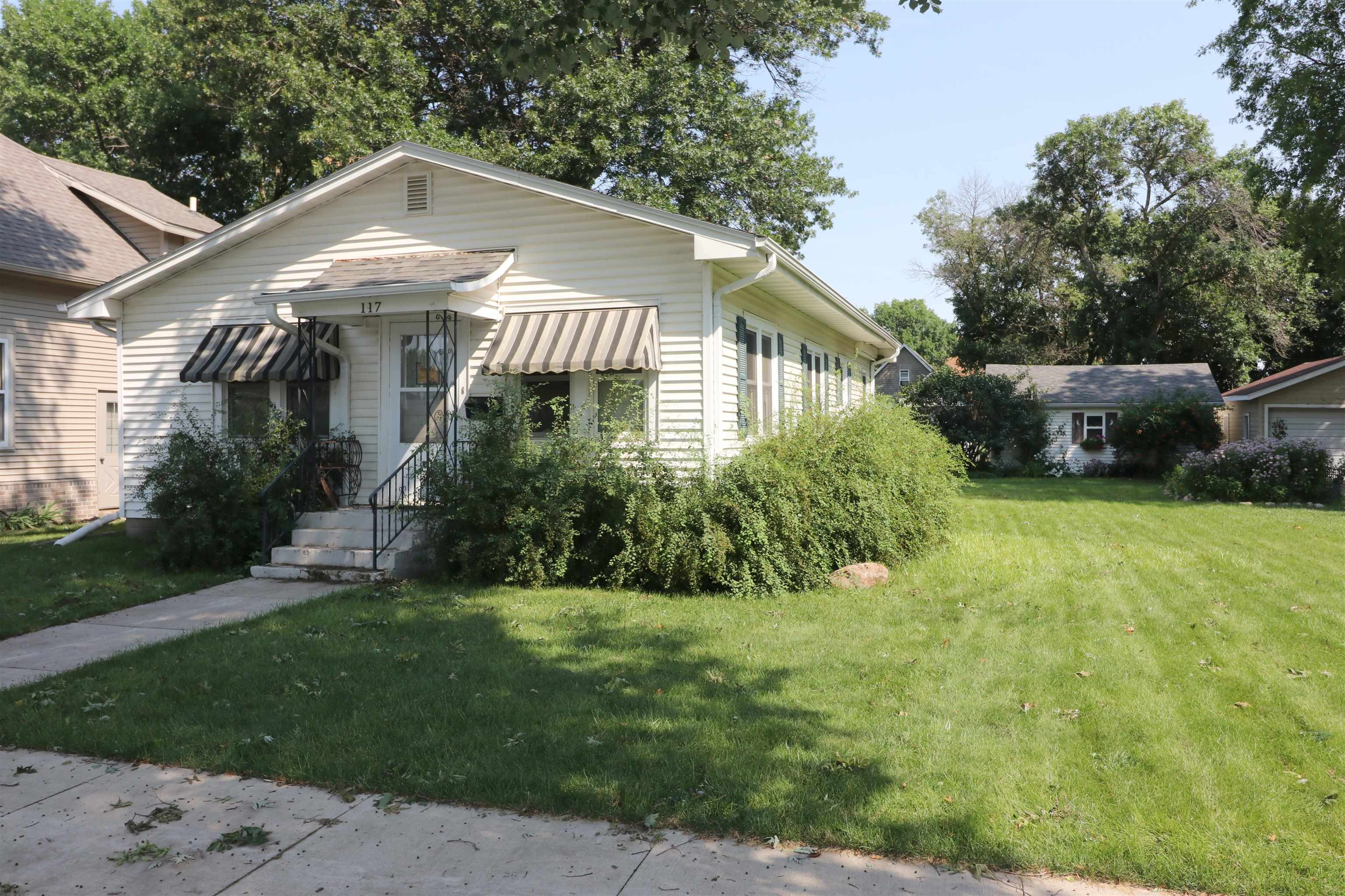 117 2nd Street, Spencer, IA 51301 