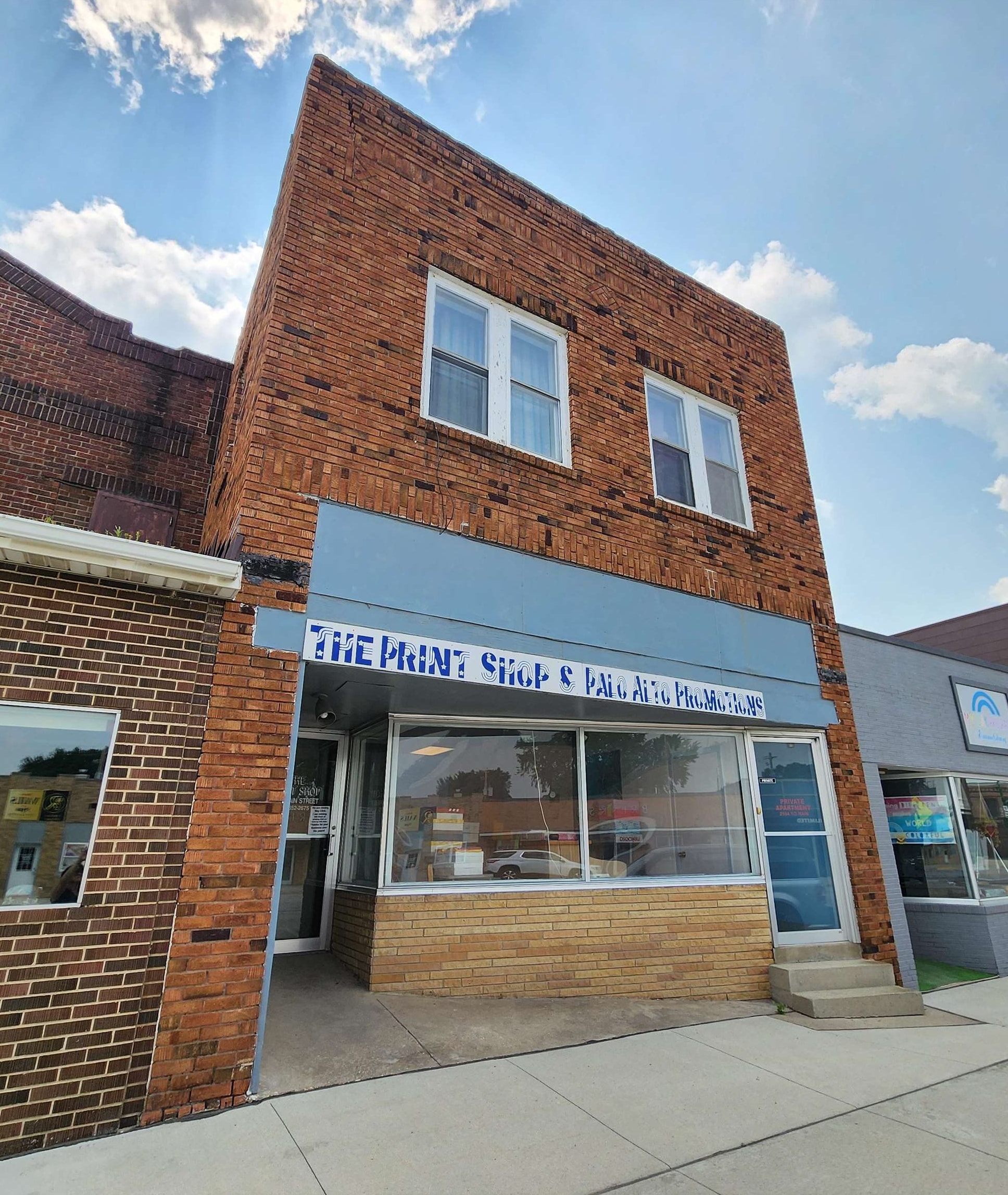 2104 Main Street, Emmetsburg, IA 50536 