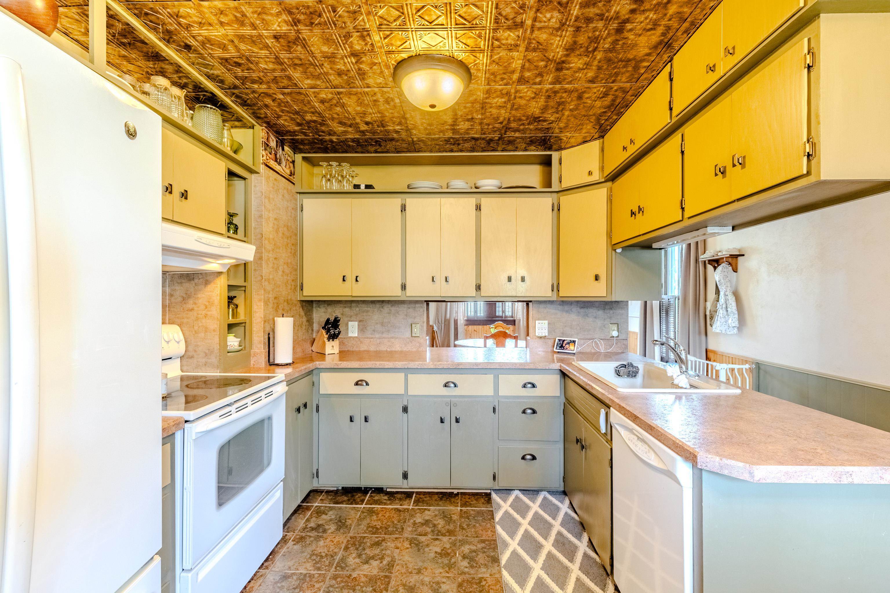 MLS #250992