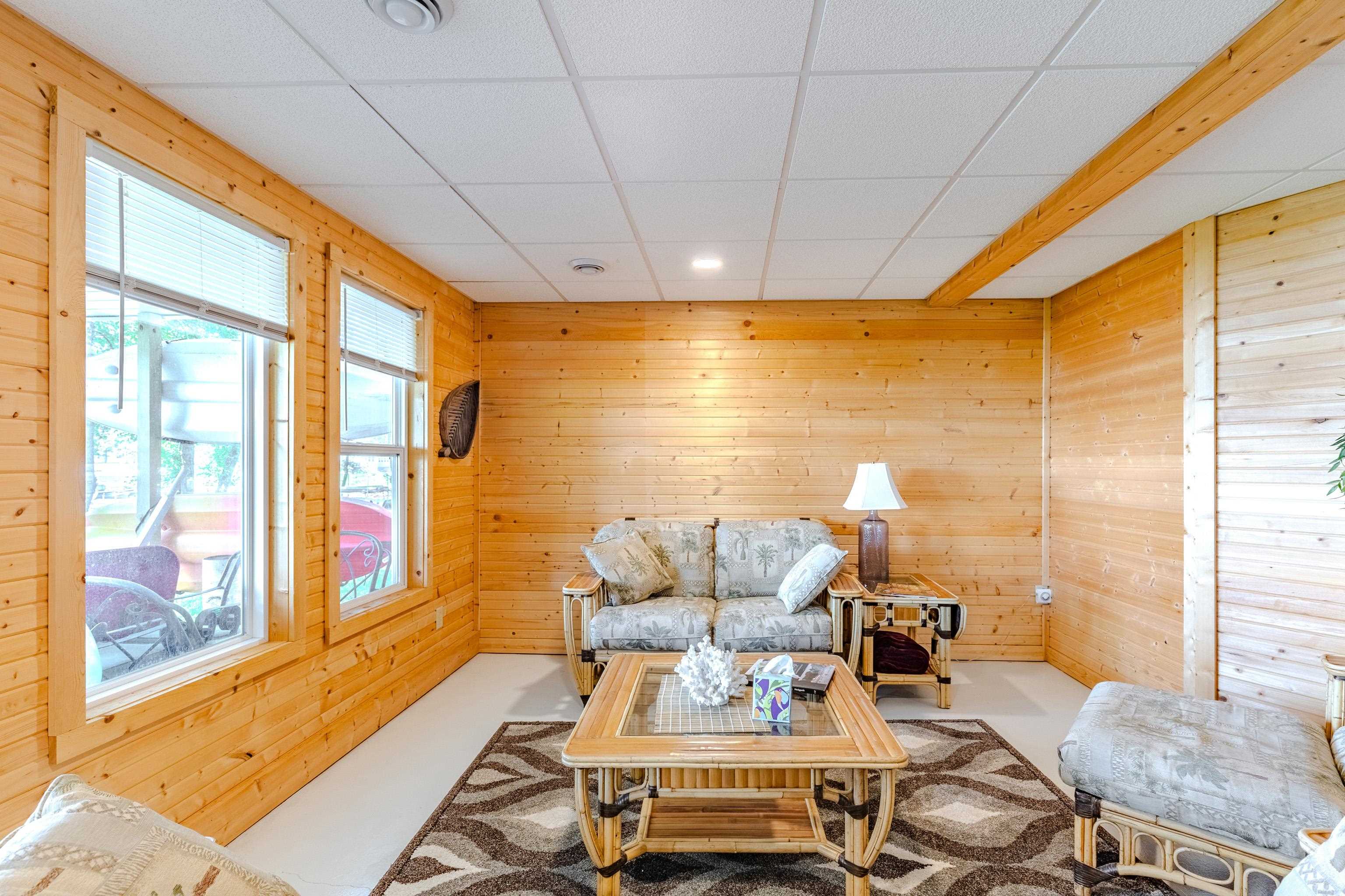 MLS #251012
